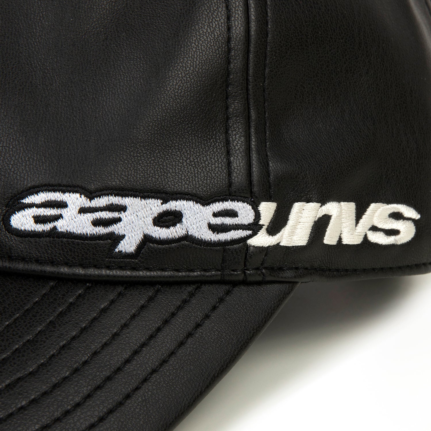 AAPEUNVS CAP
