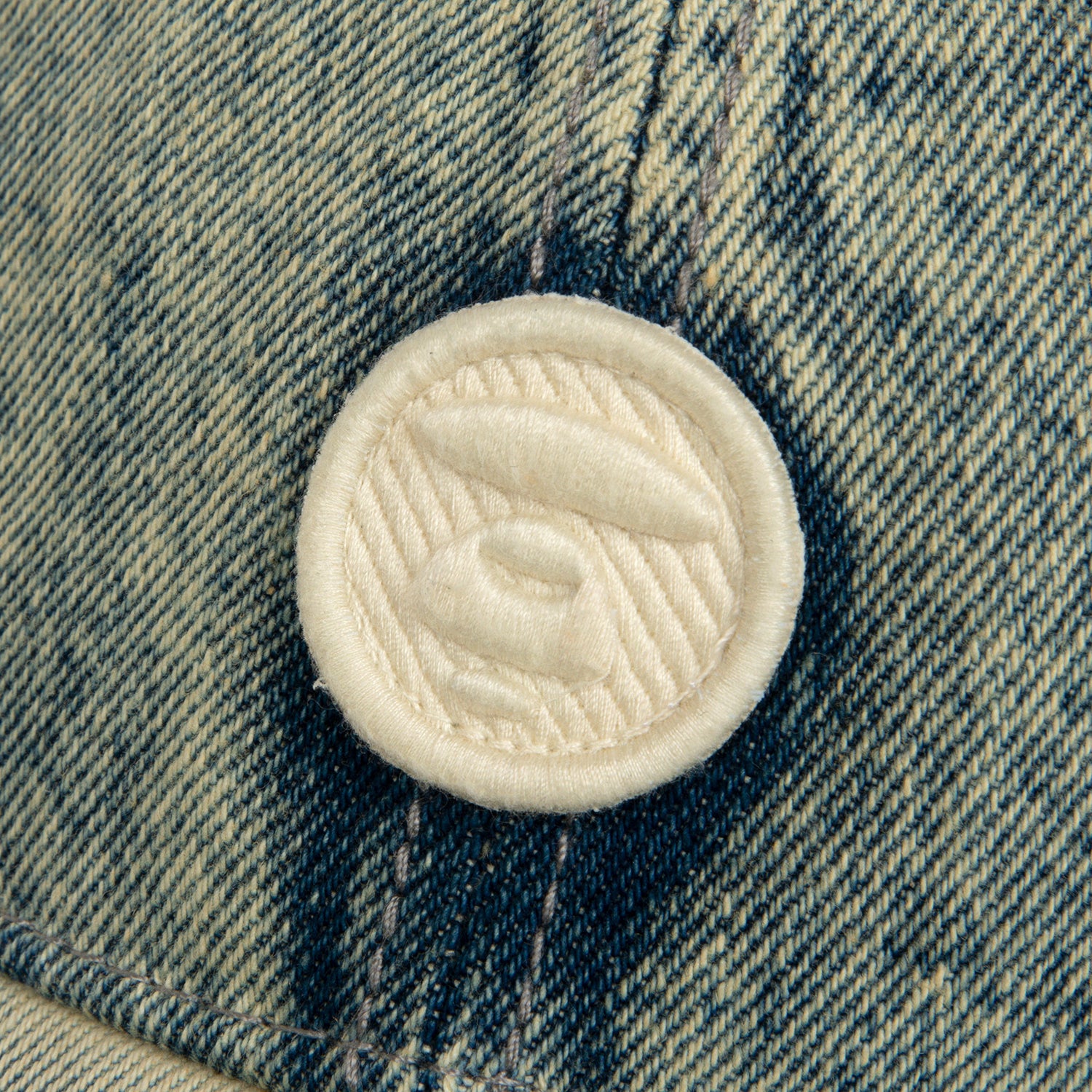AAPCPM5313XAO/AAPENOW MOONFACE LOGO PATCH CAP