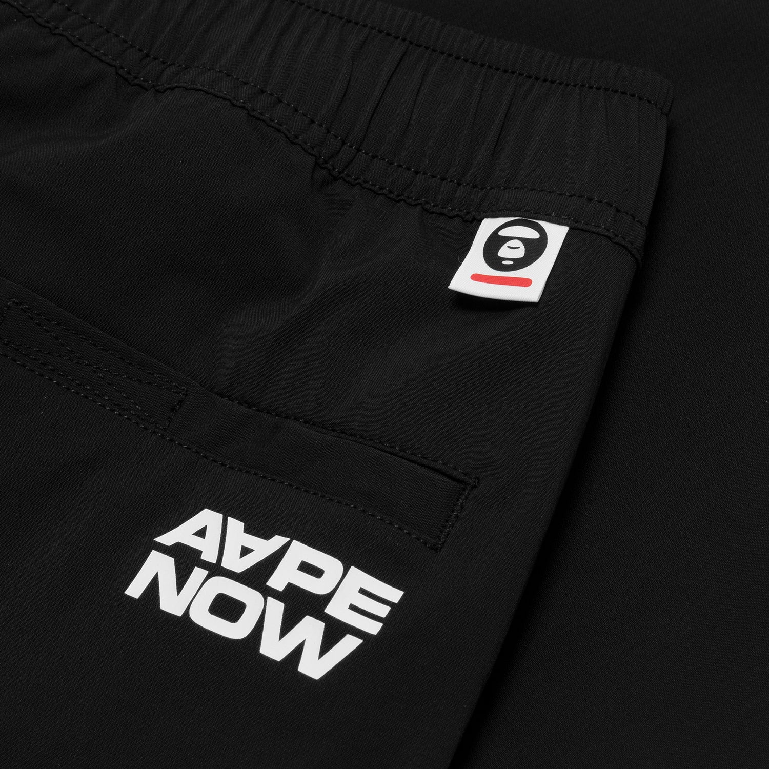 AAPPTMB664XXO/AAPENOW MOONFACE LOGO JOGGER PANTS