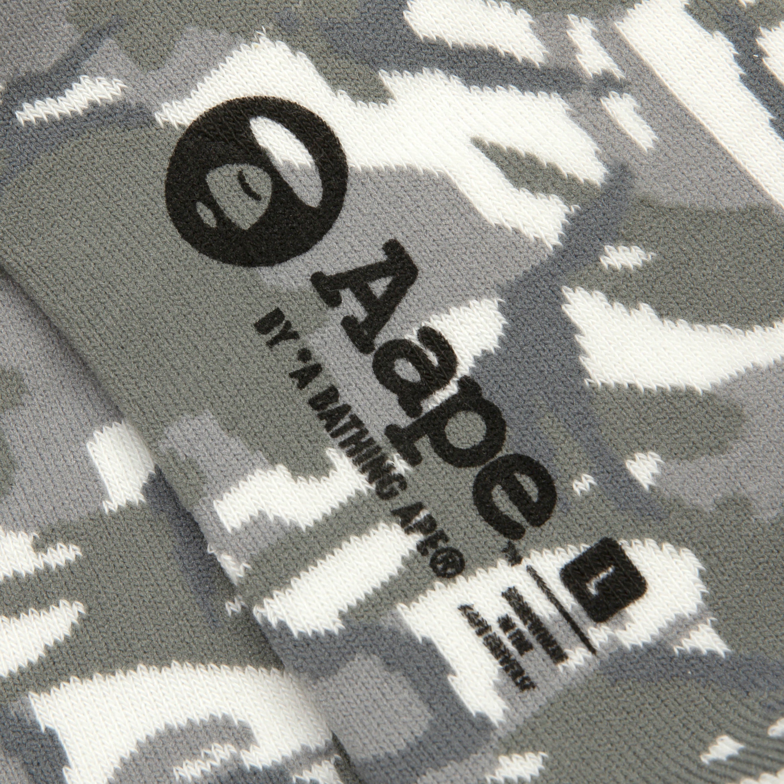 MOONFACE EMBROIDERED CAMO SOCKS