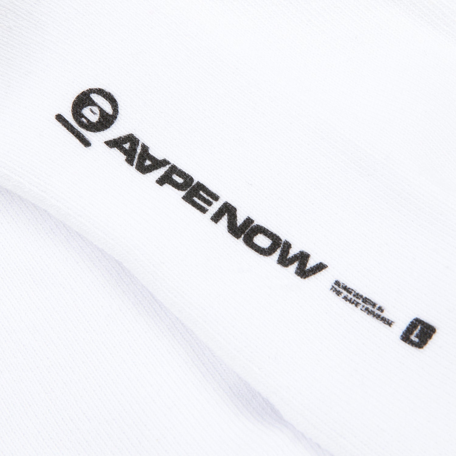 AAPSOM5135XXO/AAPENOW MOONFACE LOGO CREW SOCKS