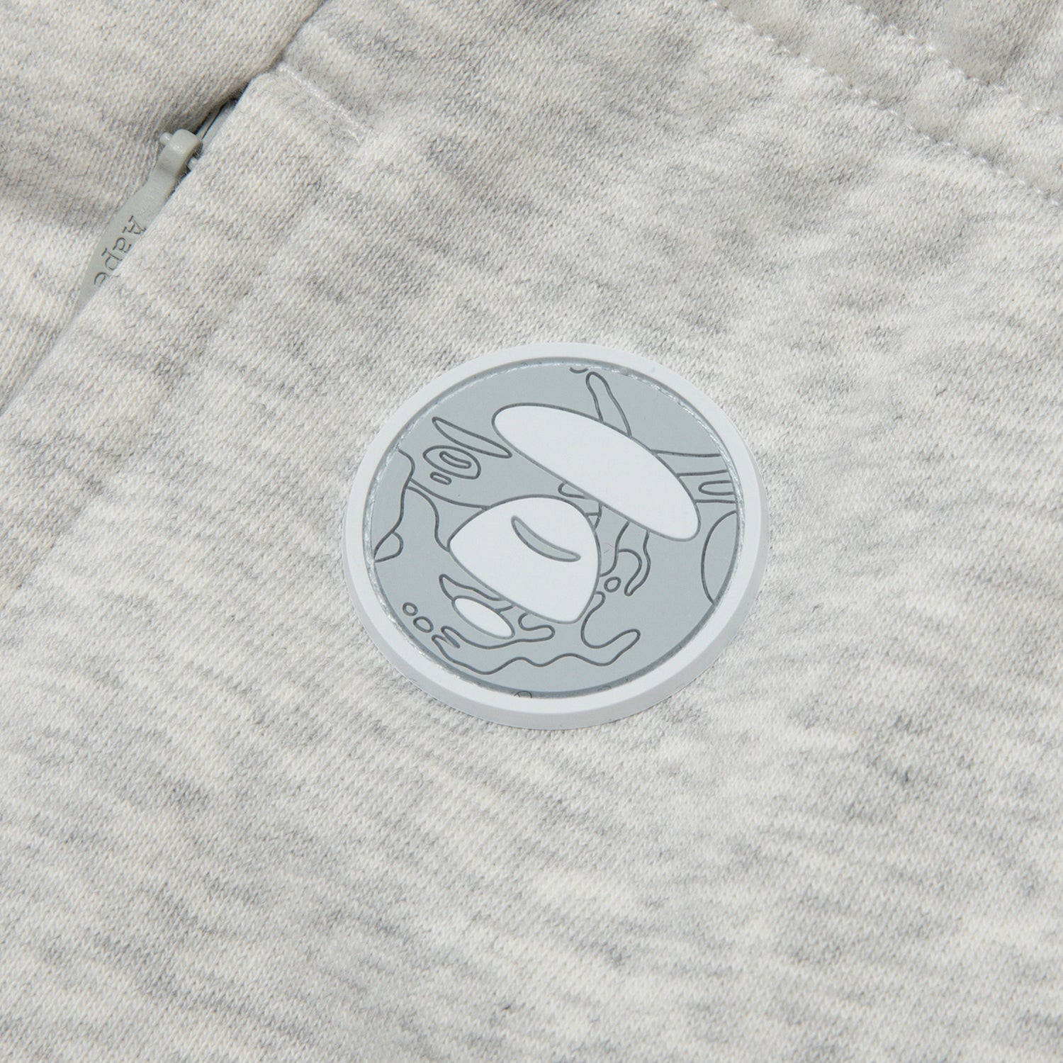 MOONFACE PATCH CARGO SWEAT SHORTS