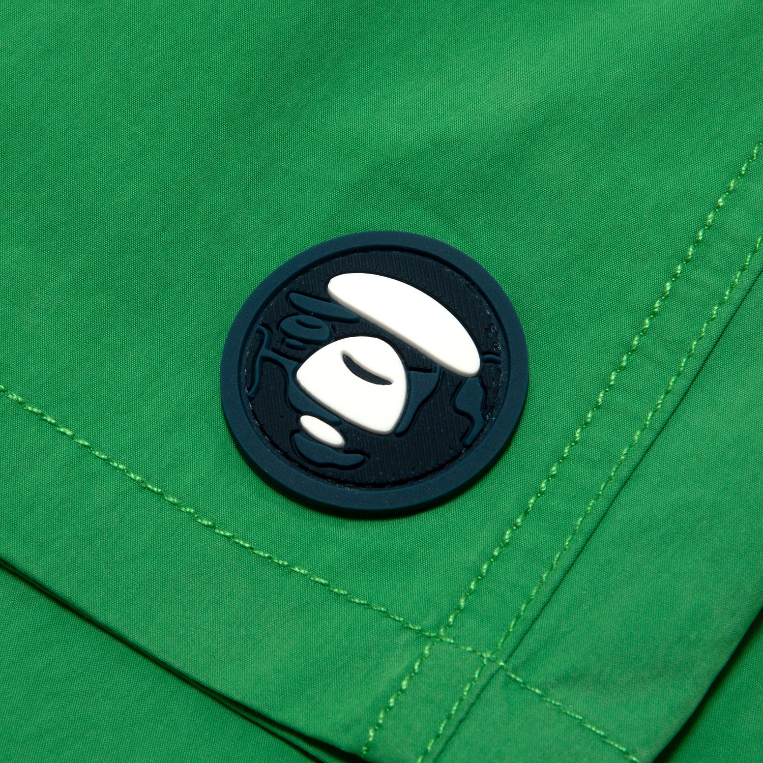 AAPSPMB673XXO/AAPENOW MOONFACE LOGO SHORTS