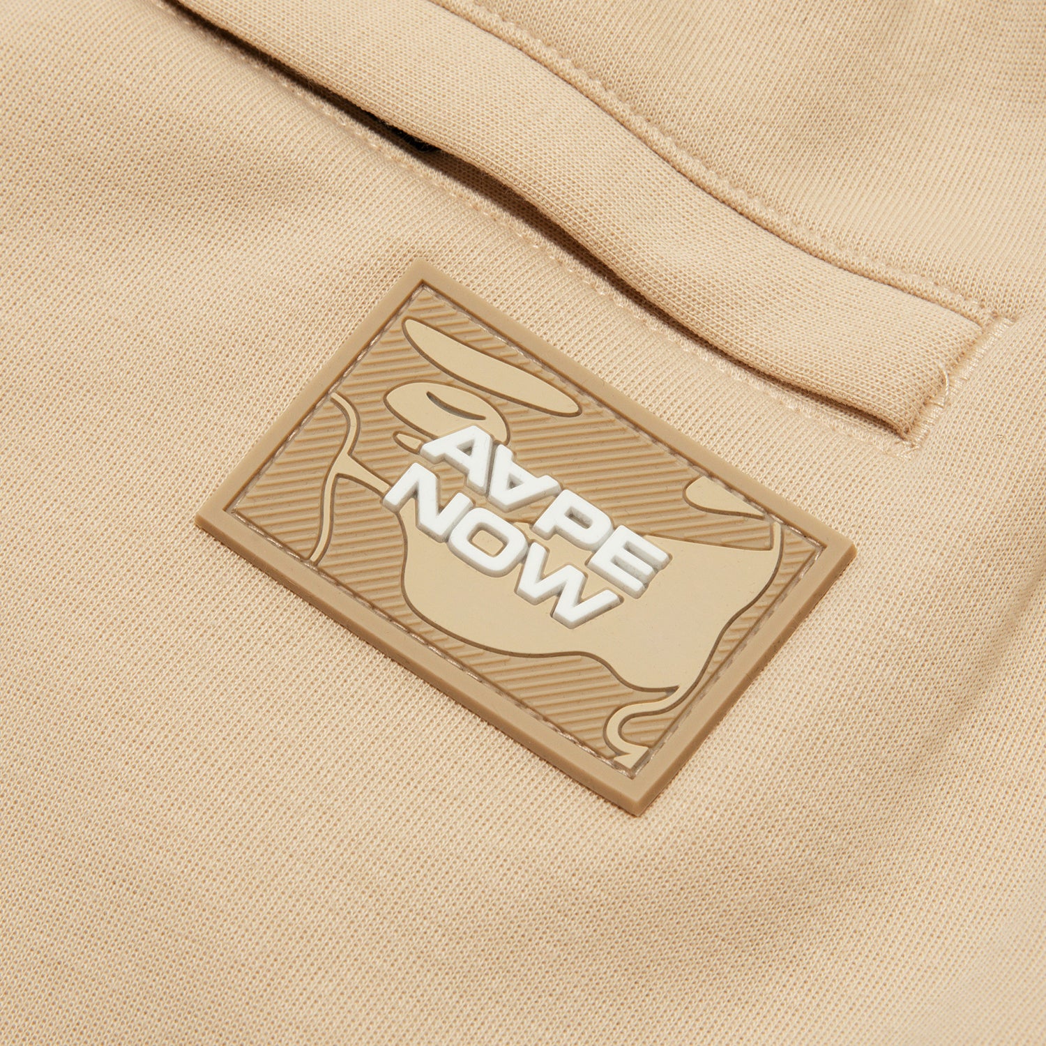 AAPSPMB679XXO/AAPENOW MOONFACE LOGO CARGO SWEAT SHORTS