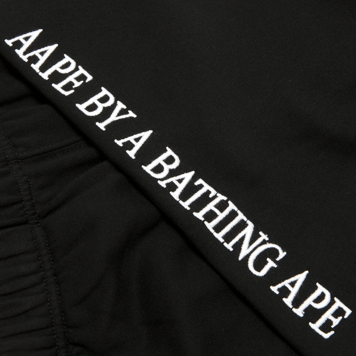 AAPENOW MOONFACE LOGO SWEAT SHORTS