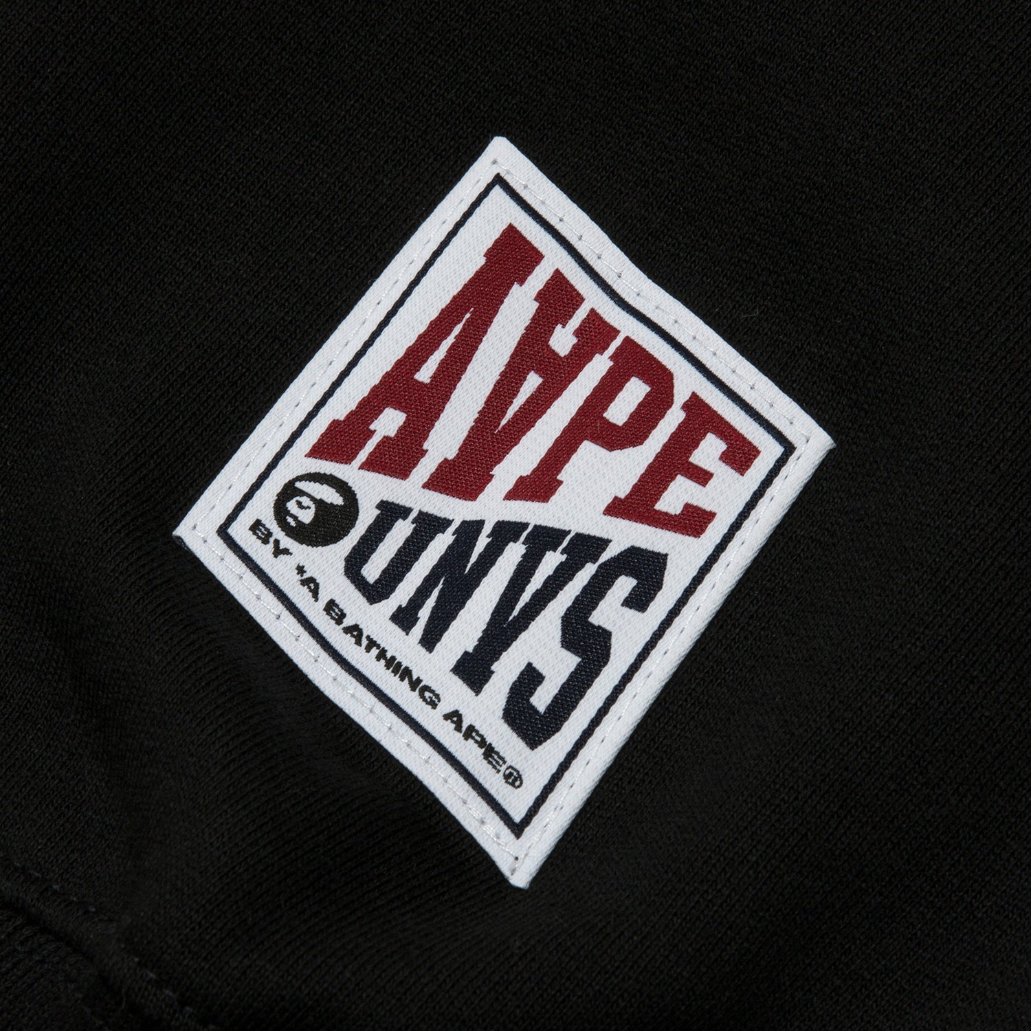 AAPE UNIVERSE MOONFACE LOGO RAGLAN SWEATSHIRT