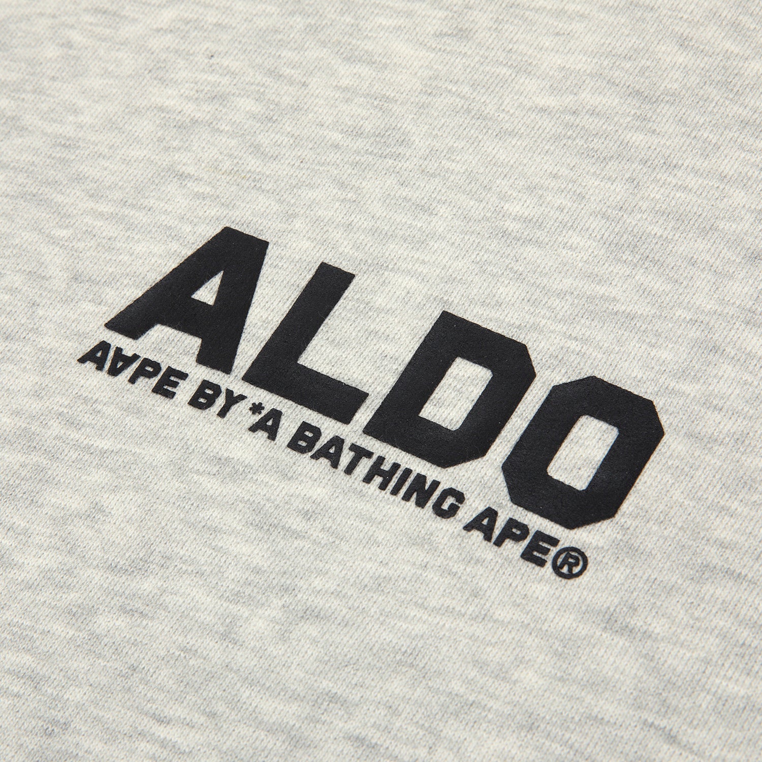 AAPER MOONFACE LOGO CREW NECK SWEATSHIRT