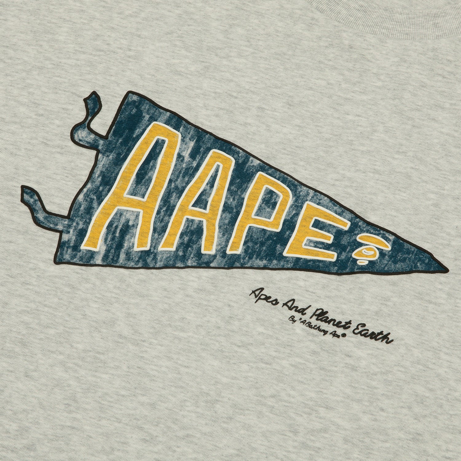 LOGO TEE