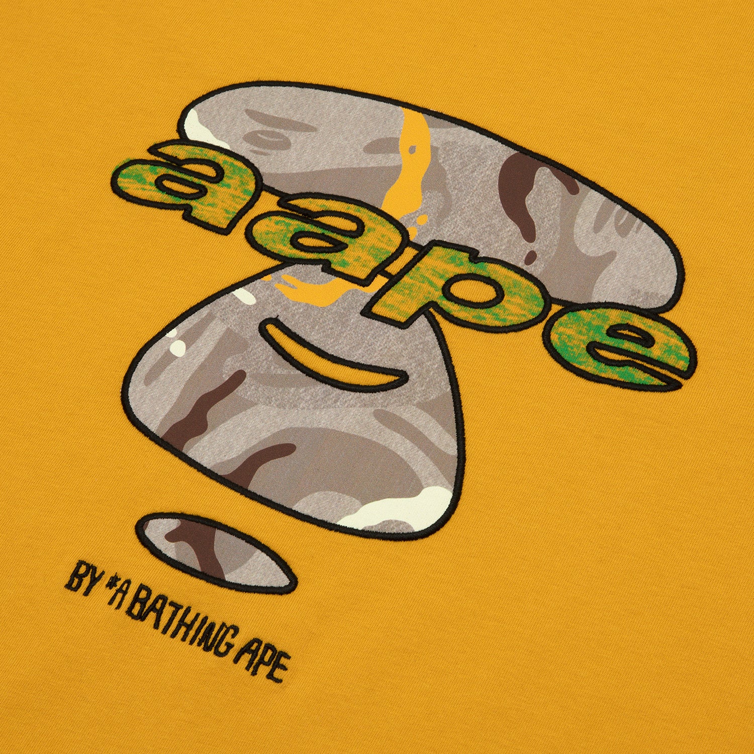 AAPTEM1628XXO/AAPEUNVS CAMO MOONFACE LOGO SHORT SLEEVE TEE