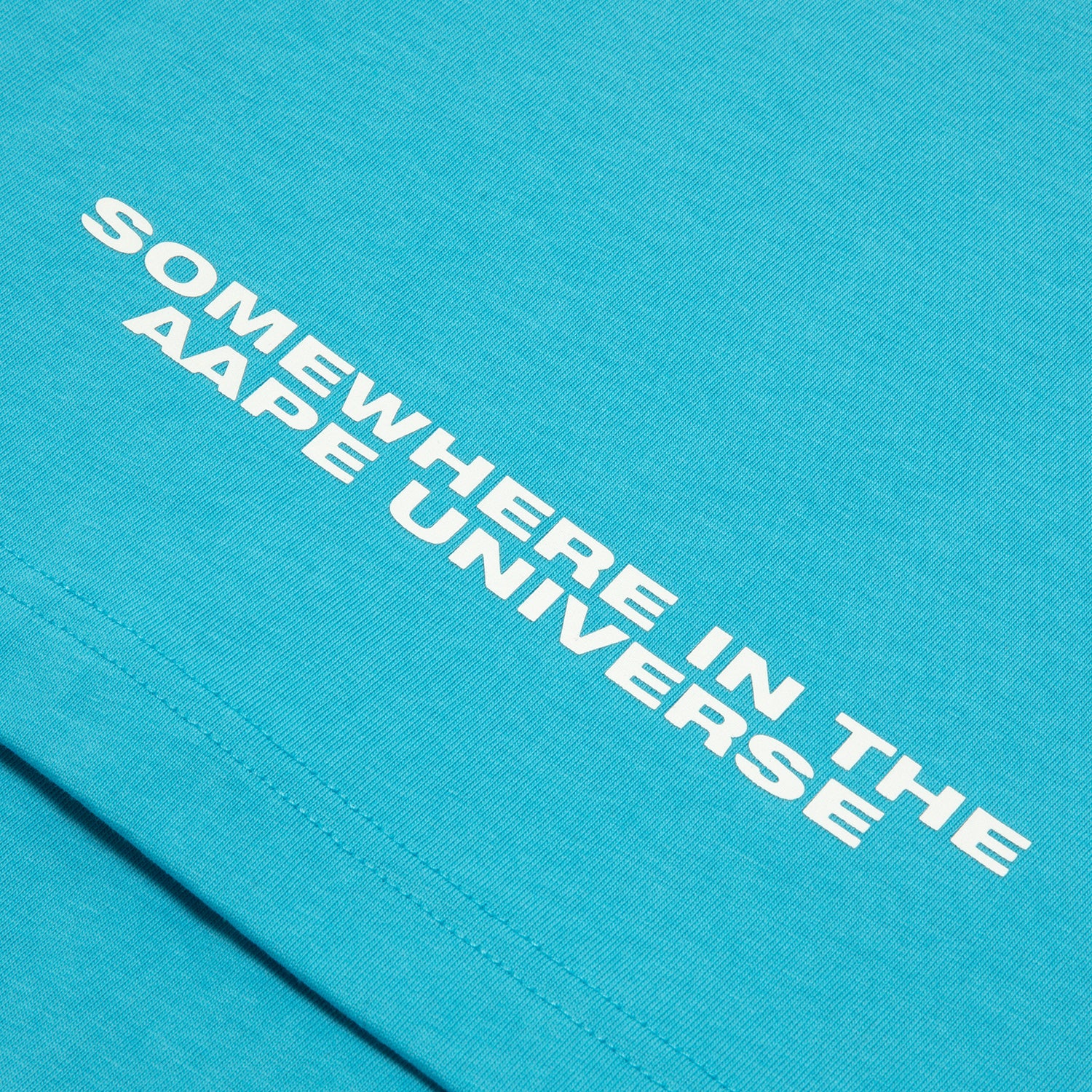 AAPTEM1647XXO/MOONFACE LOGO EMBOSSED TEE