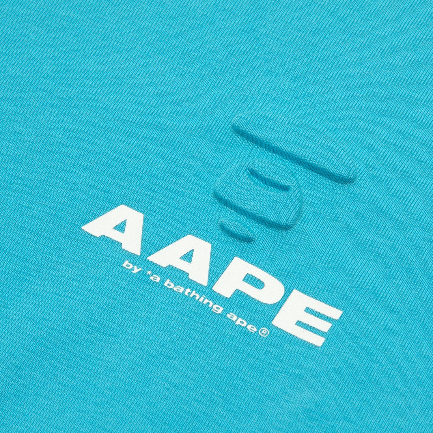 AAPTEM1647XXO/MOONFACE LOGO EMBOSSED TEE
