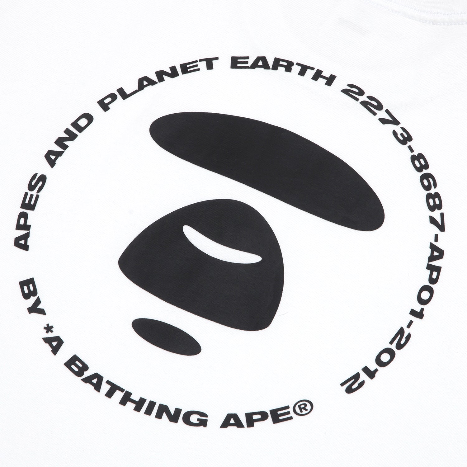 AAPTEM1647XXO/MOONFACE LOGO EMBOSSED TEE