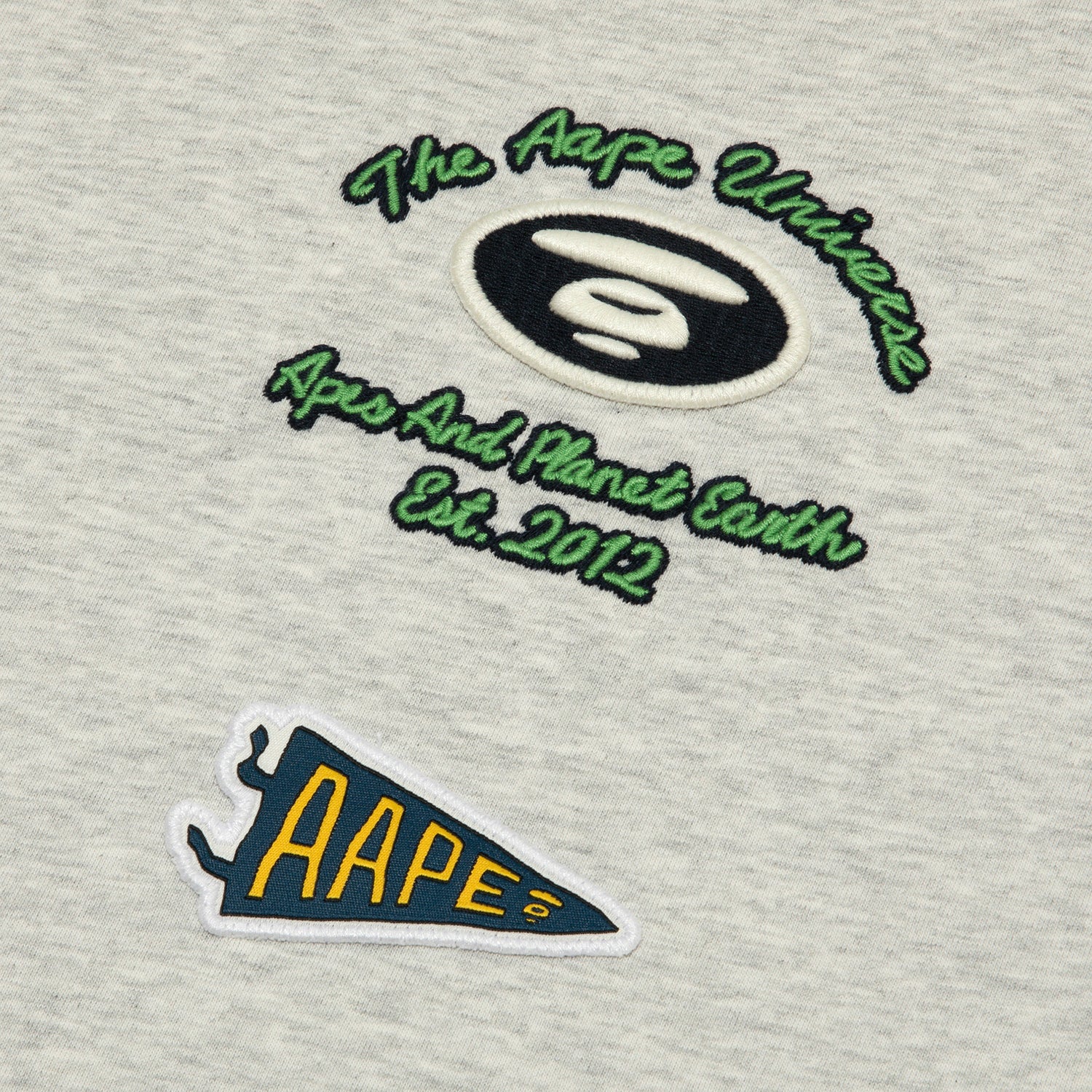 AAPEUNVS MULTI-LOGO TEE