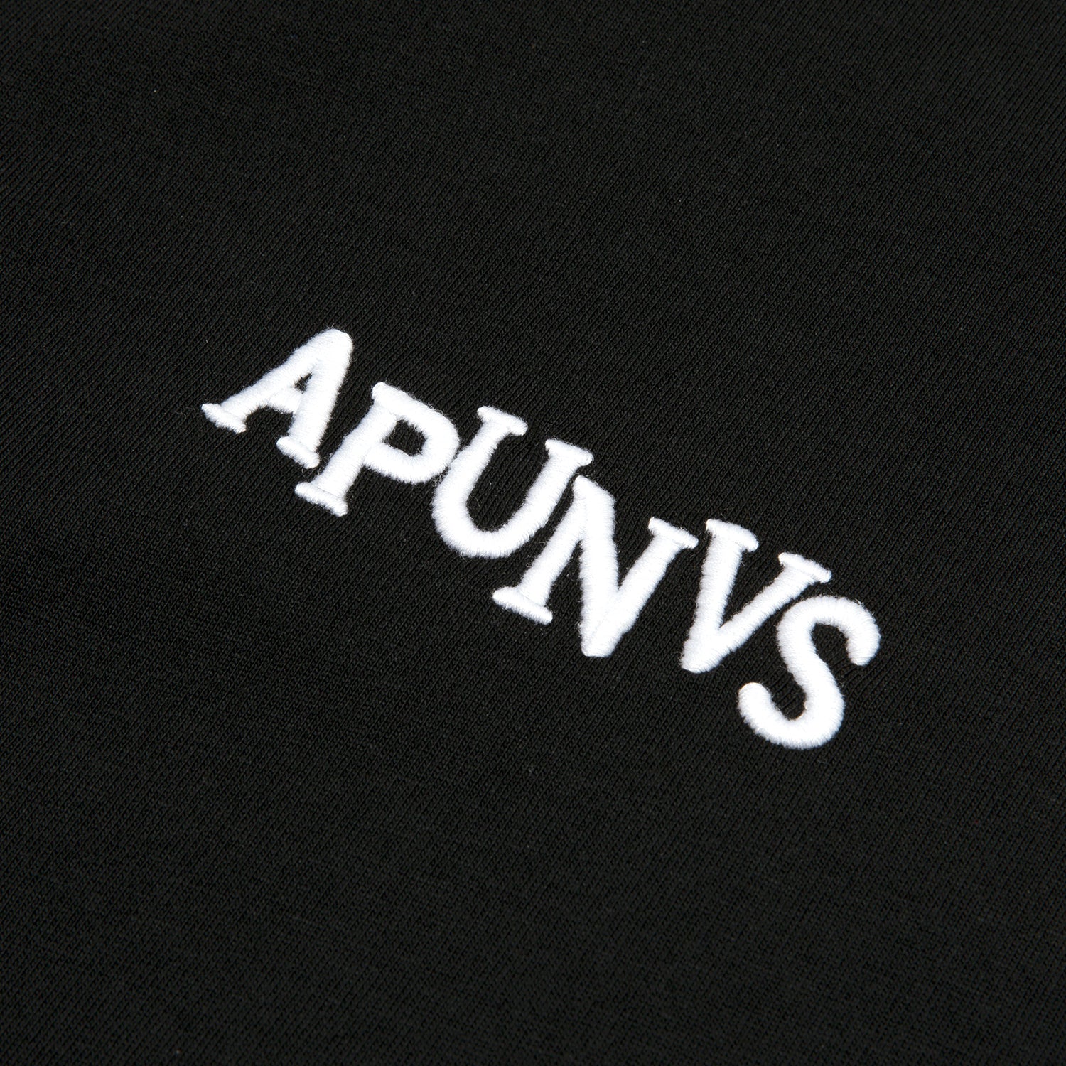 AAPEUNVS MULTI-LOGO TEE