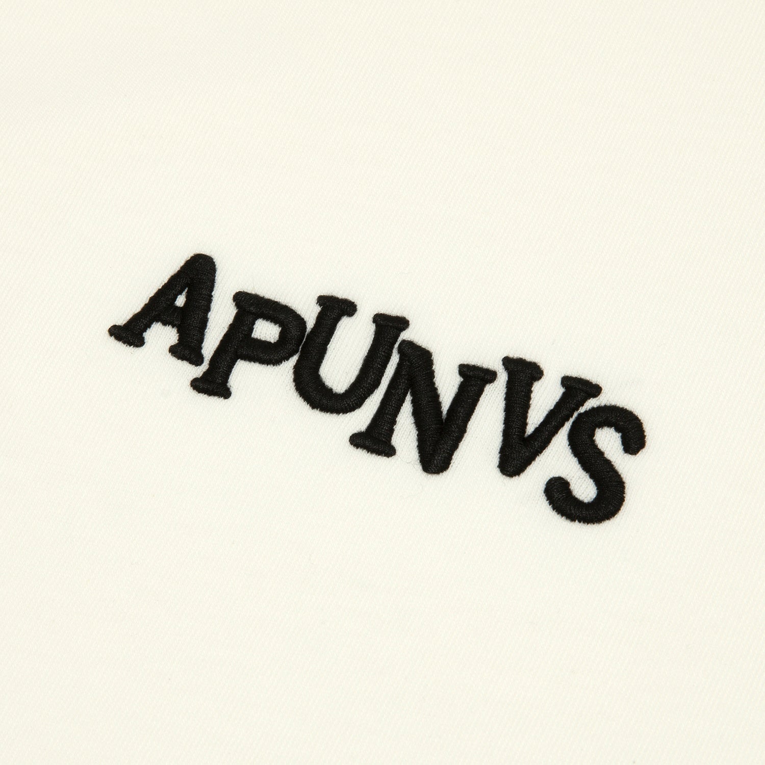 AAPEUNVS MULTI-LOGO TEE