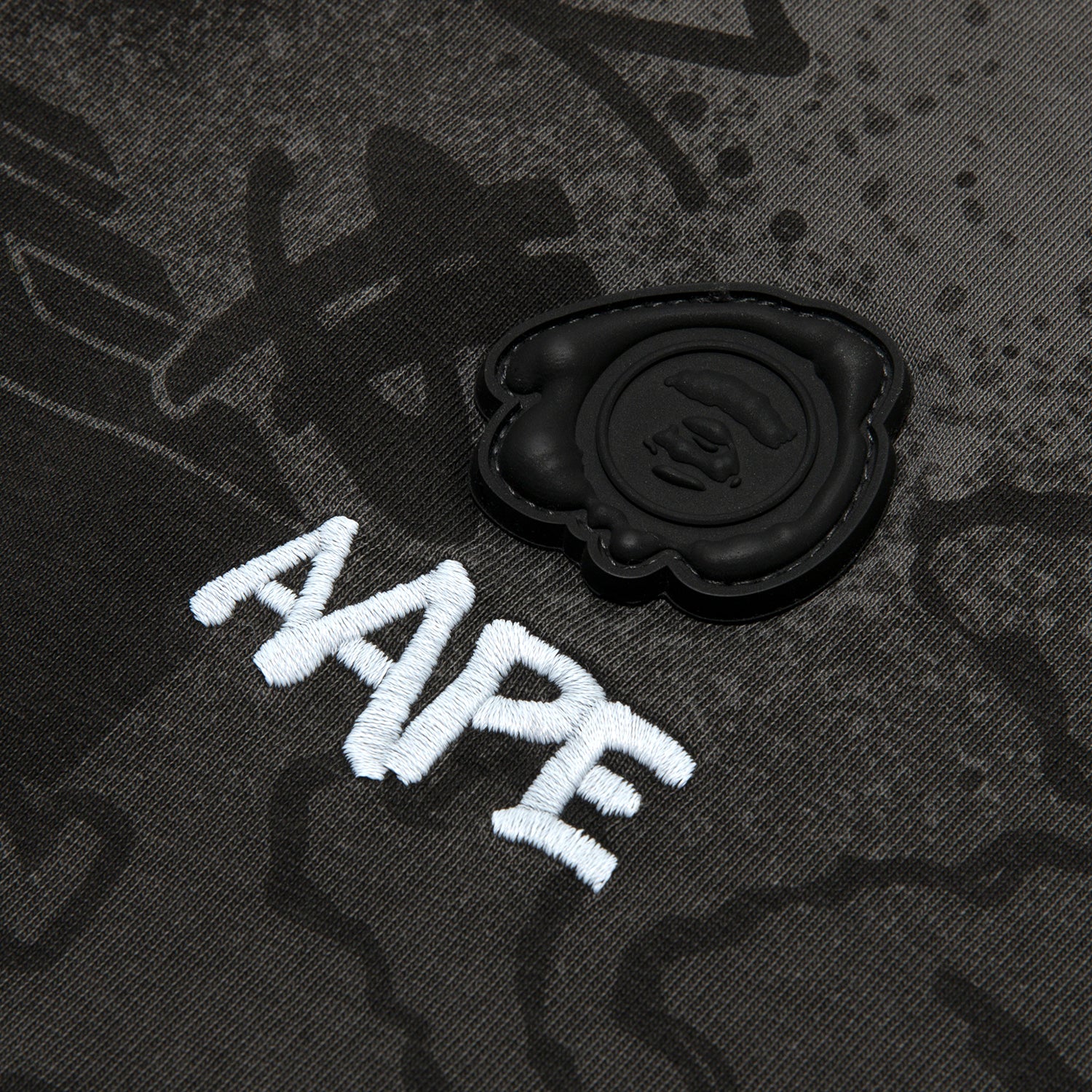 MOONFACE LOGO GRAFFITI PRINT TEE