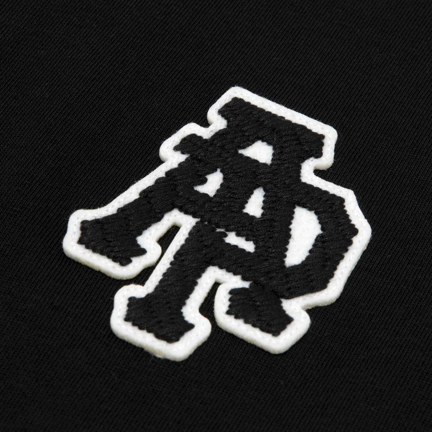 LOGO PATCH TEE