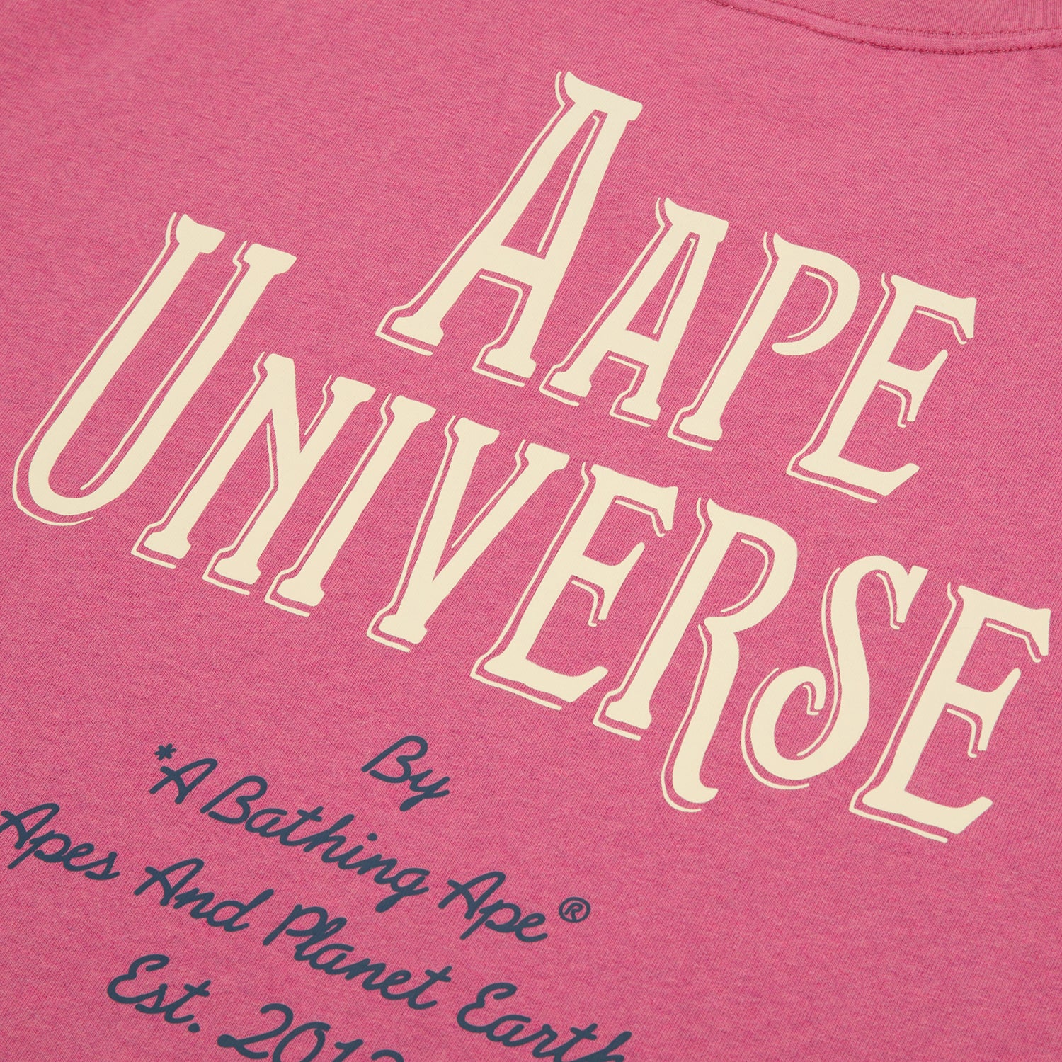 AAPEUNVS MOONFACE GRAPHIC TEE