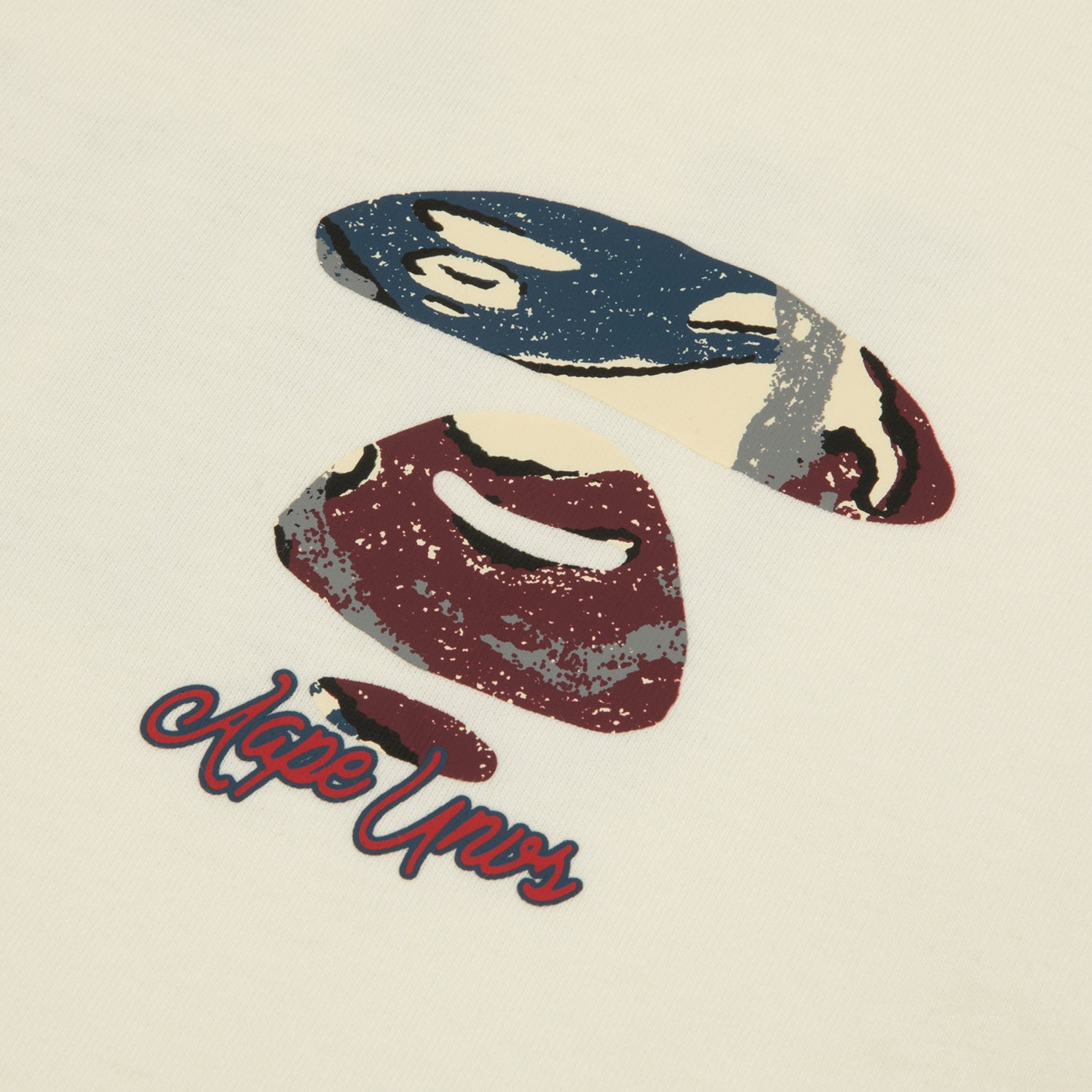 AAPEUNVS MOONFACE GRAPHIC TEE