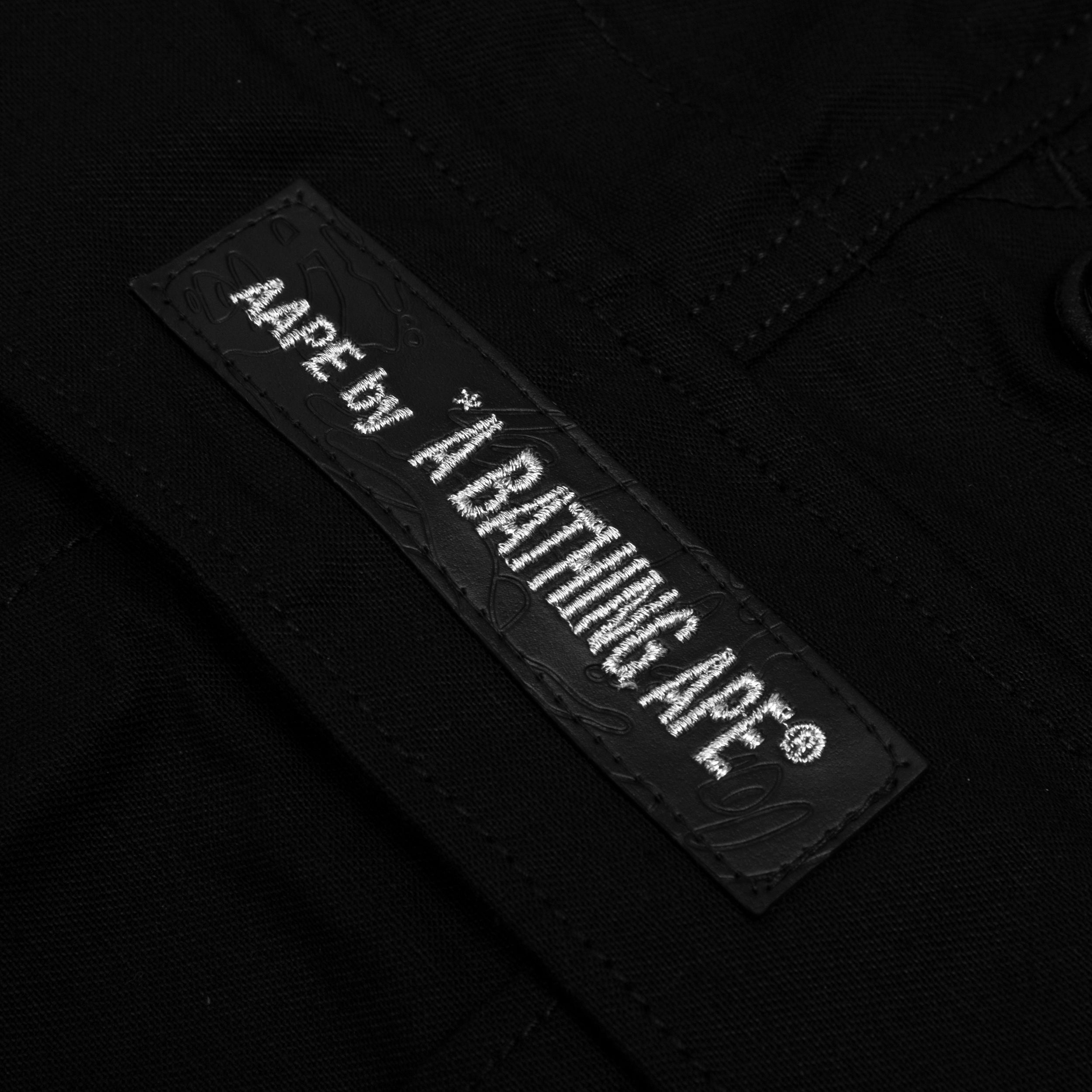 AAPE LOGO PATCH CARGO PANTS