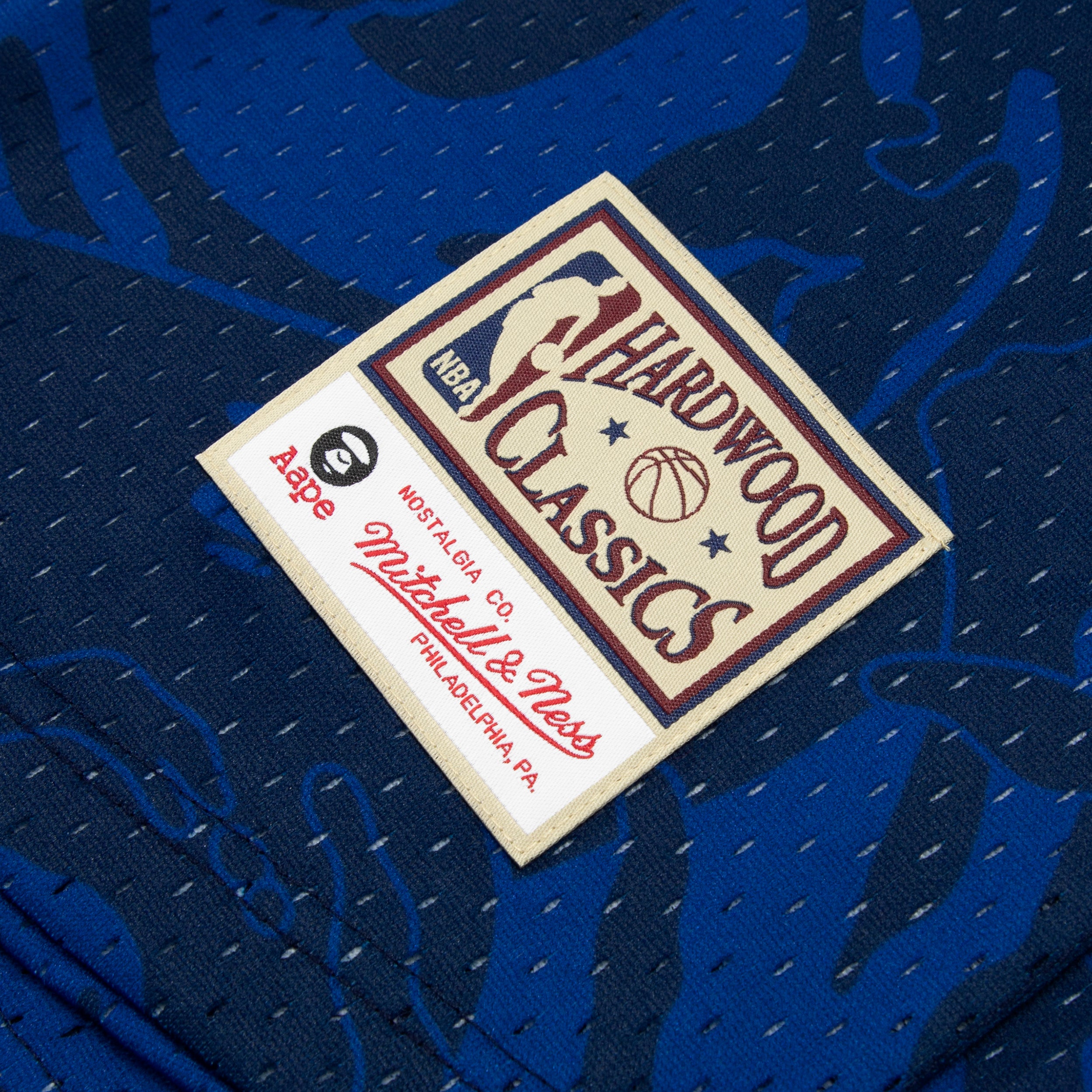 AAPE X MITCHELL & NESS CLIPPERS MESH TEE