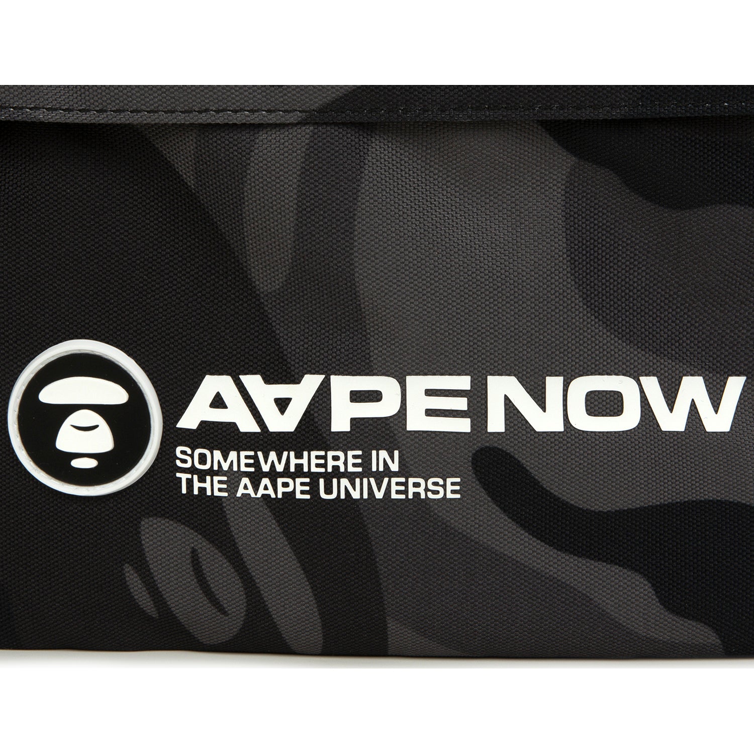 MOONFACE PATCH CAMO POUCH