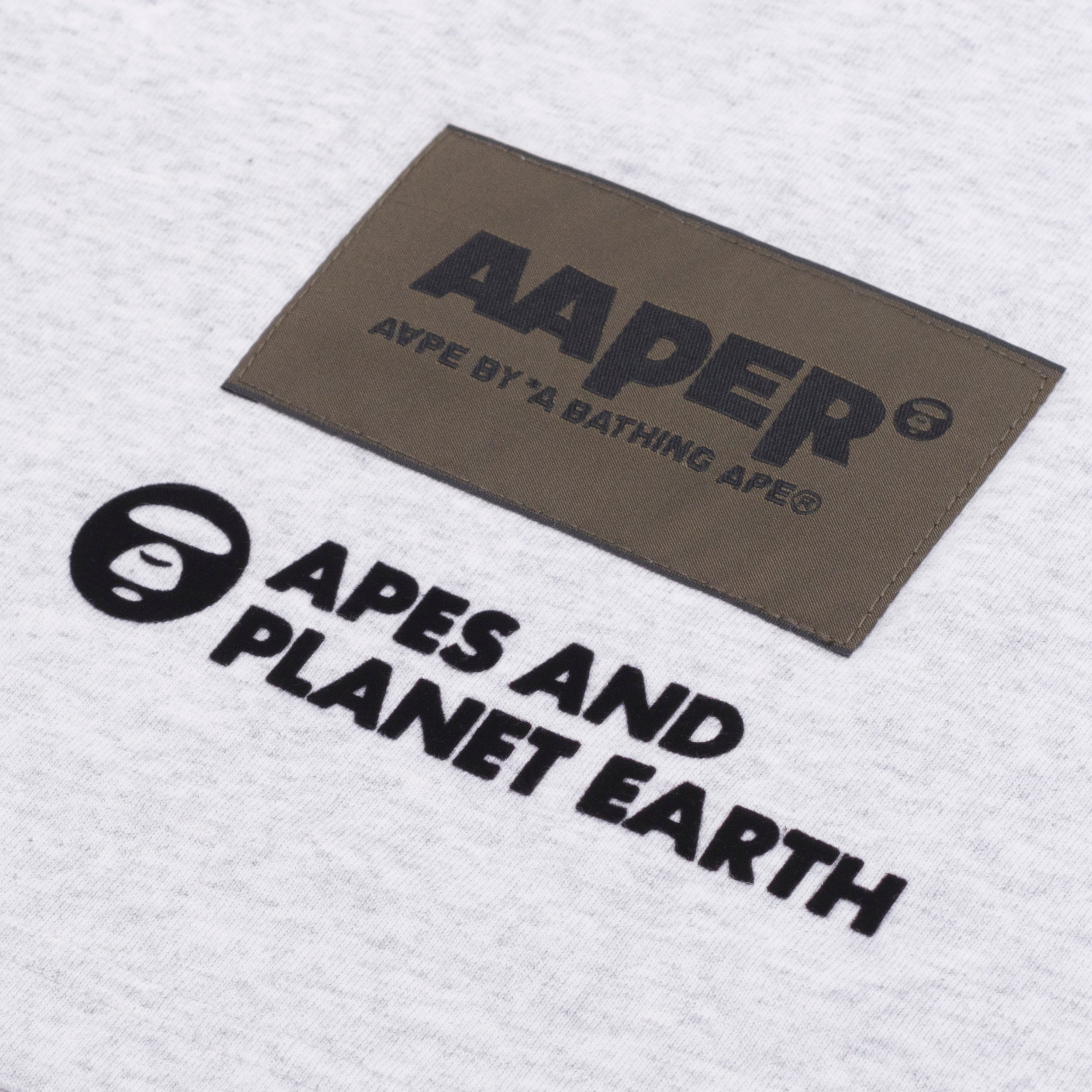 AAPER GRAPHIC LONG-SLEEVE TEE