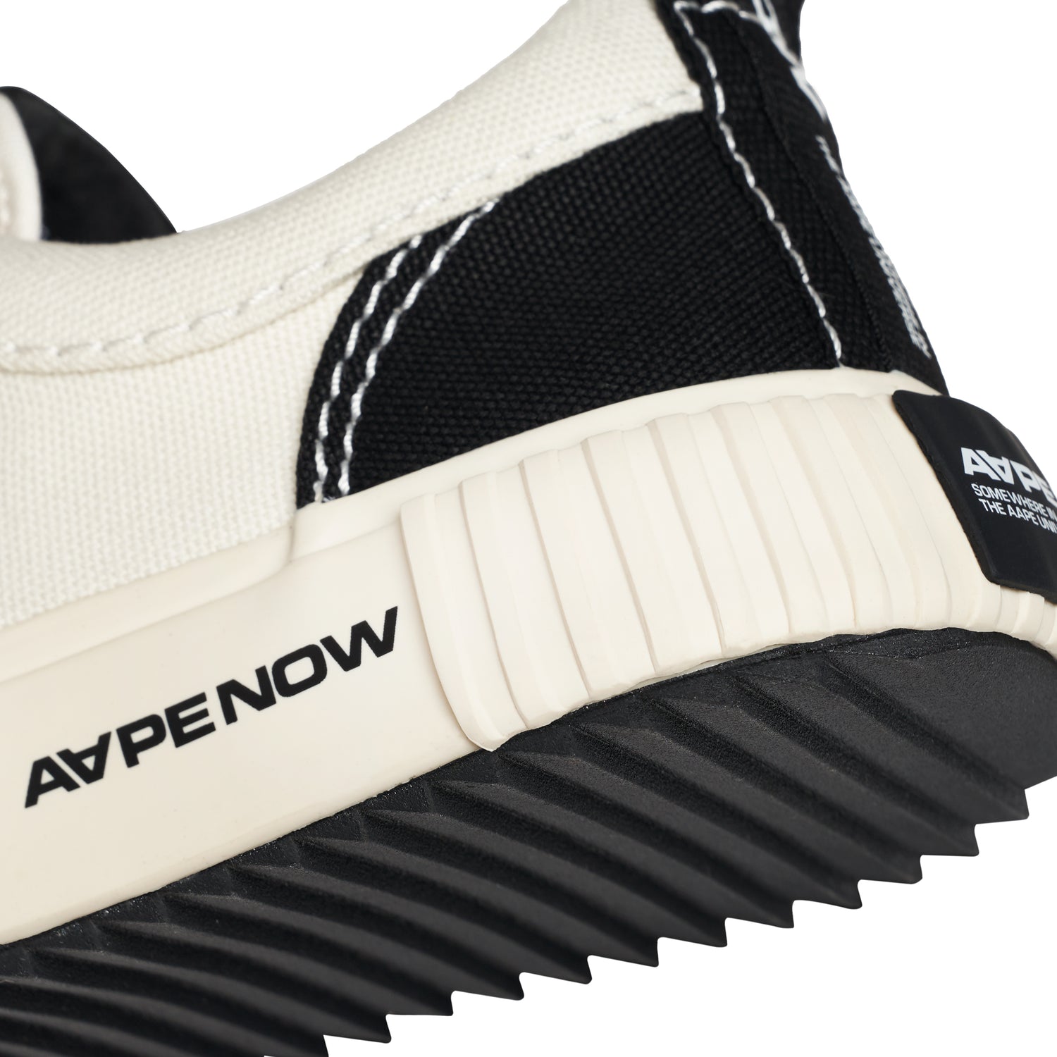 AAPENOW GALAXY LOW-TOP SNEAKERS