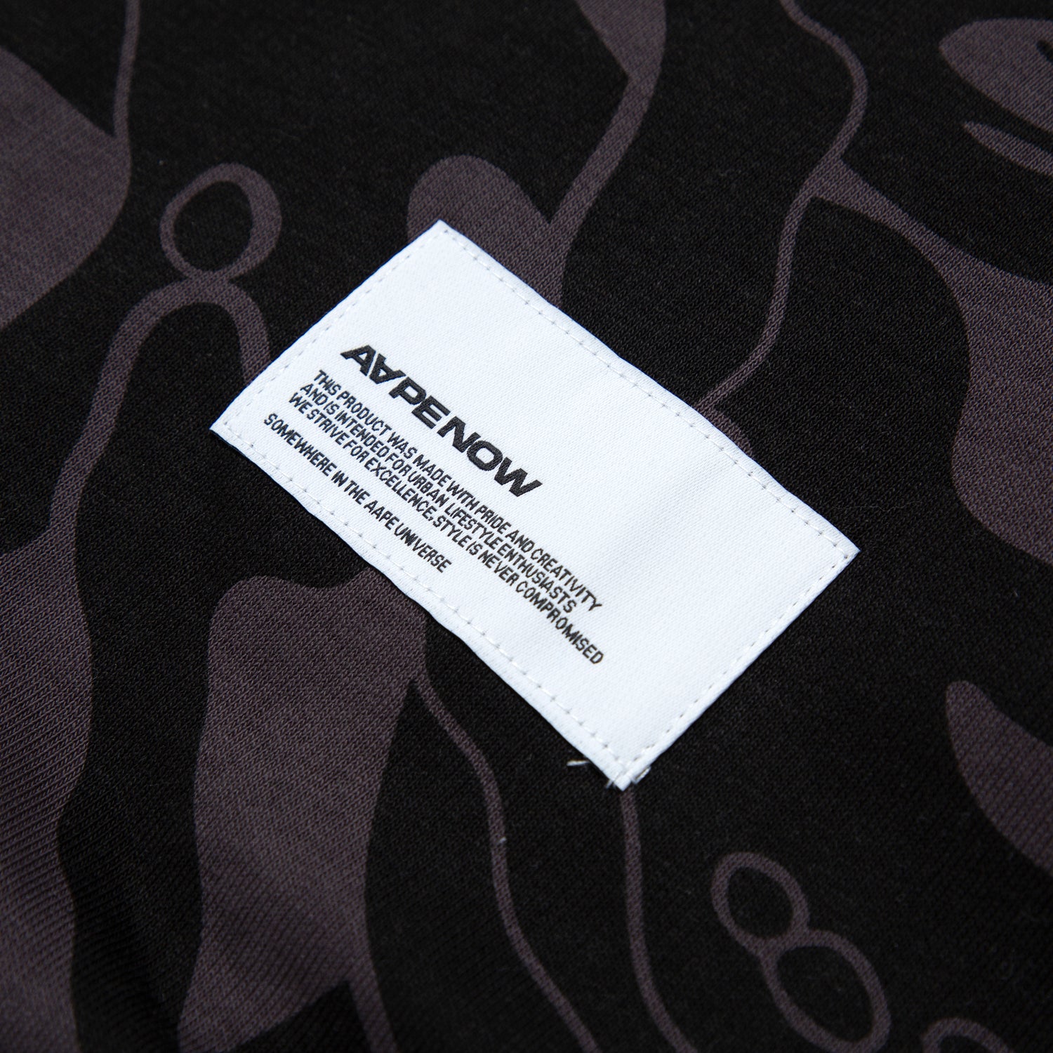 AAPE NOW CREW NECK SWEATER