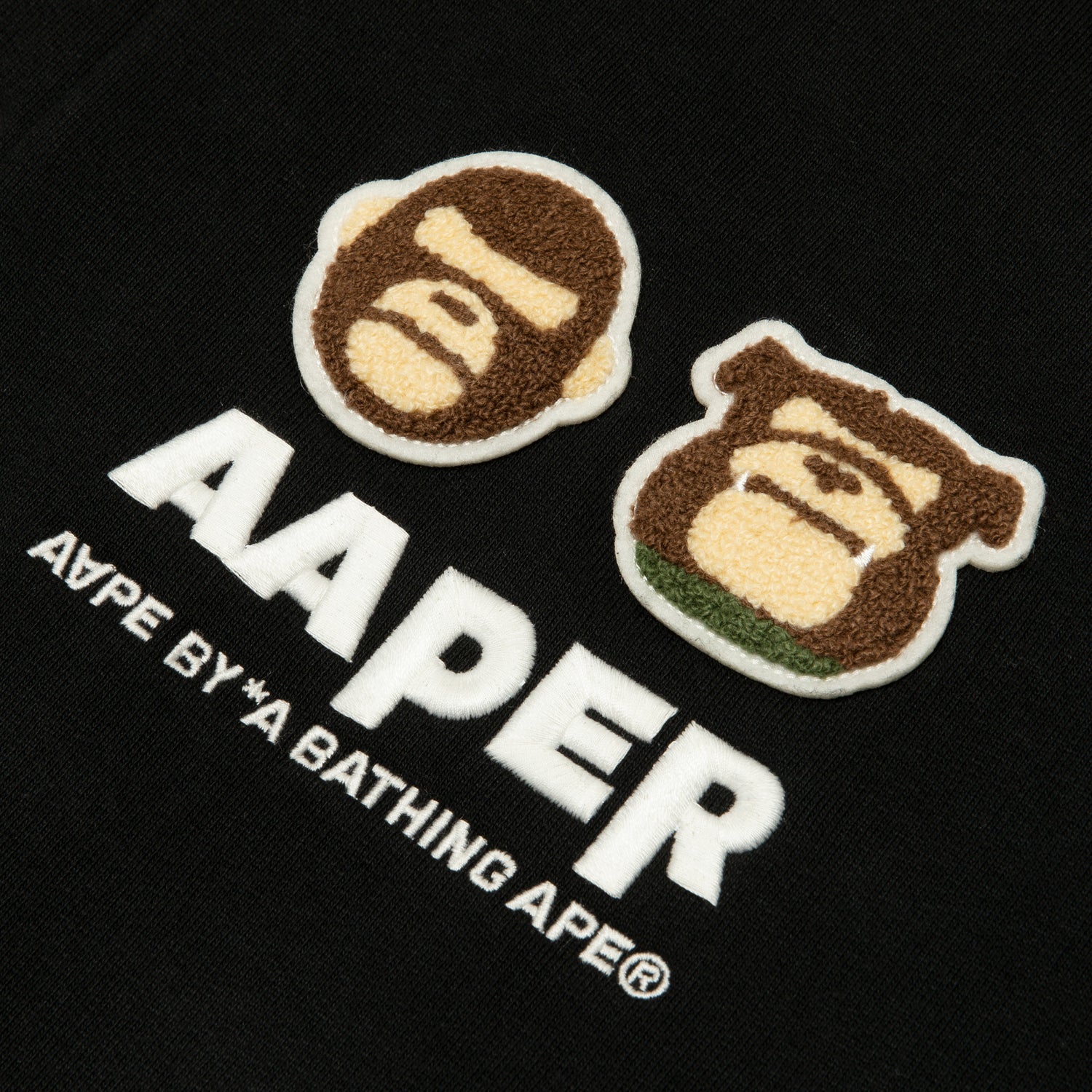 AAPE ZIP UP SWEATER