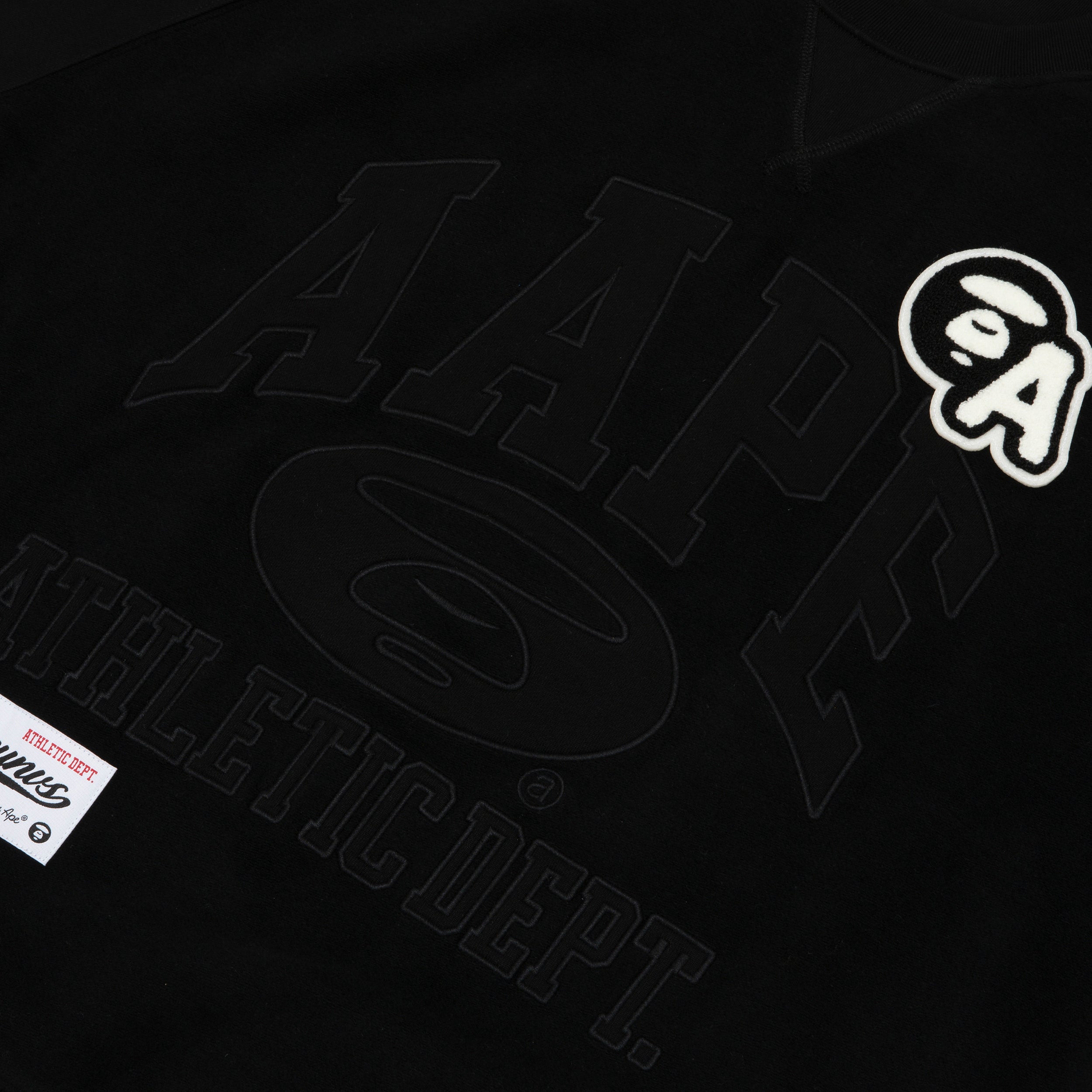 AAPE CREW NECK SWEATER