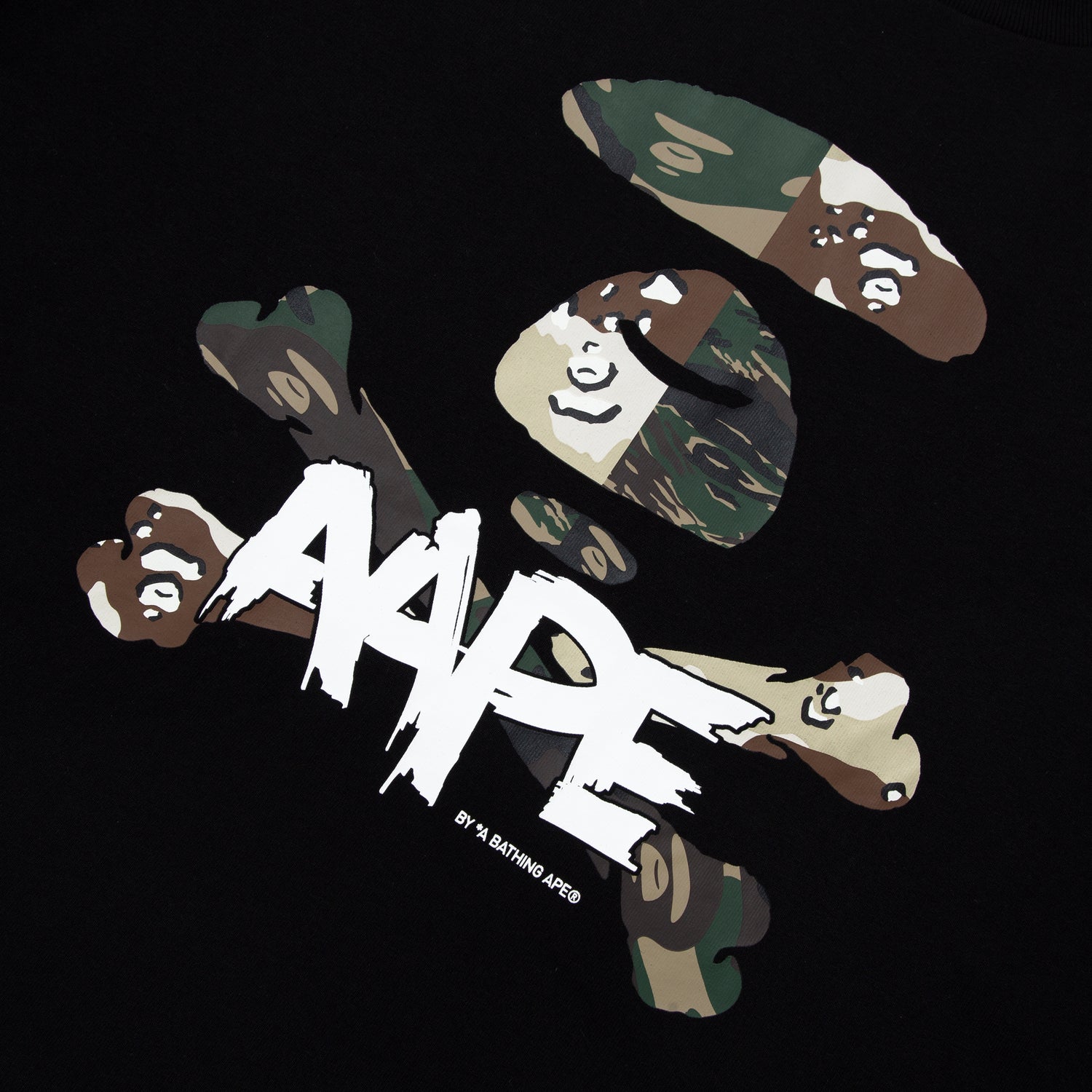 MOONFACE CAMO GRAPHIC TEE