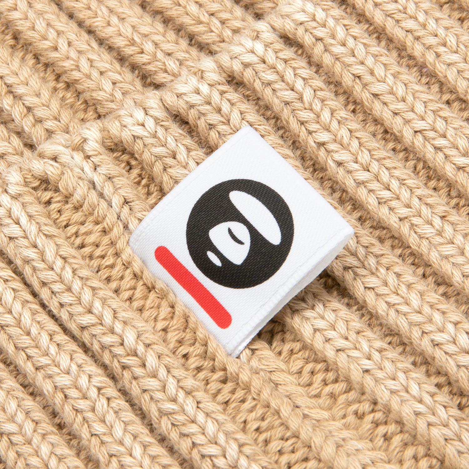 MOONFACE PATCH KNIT BEANIE