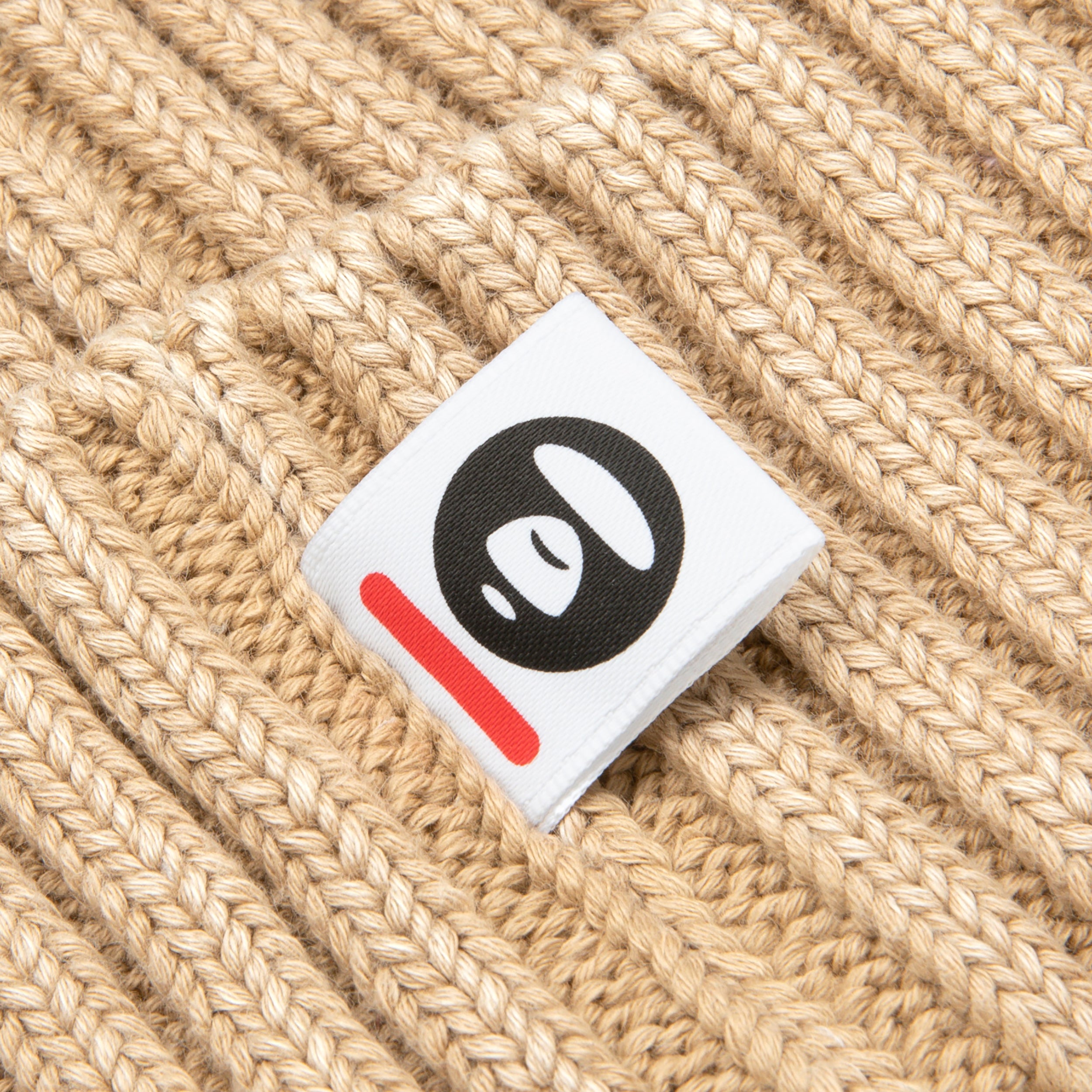 MOONFACE PATCH KNIT BEANIE