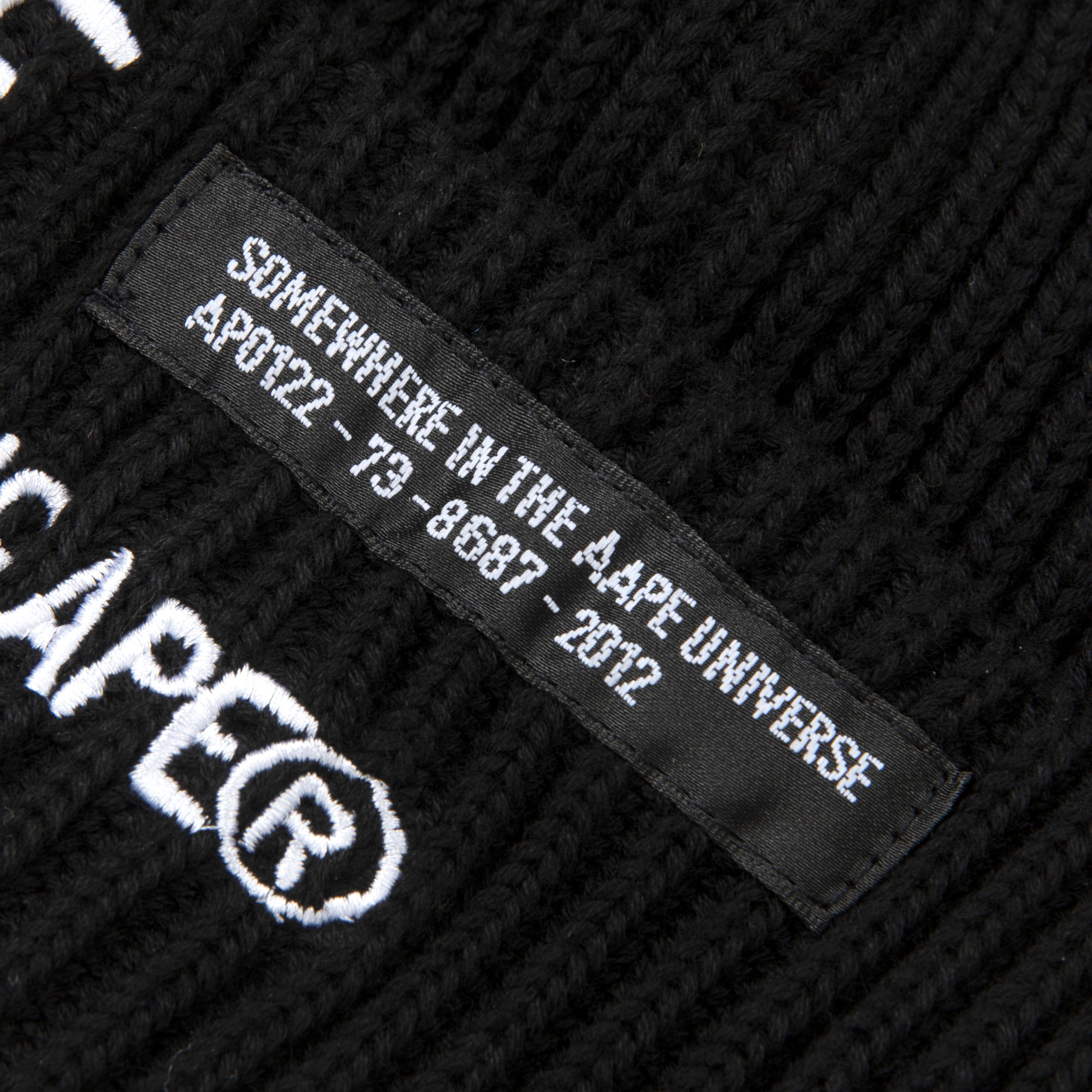 AAPE LOGO EMBROIDERED BEANIE