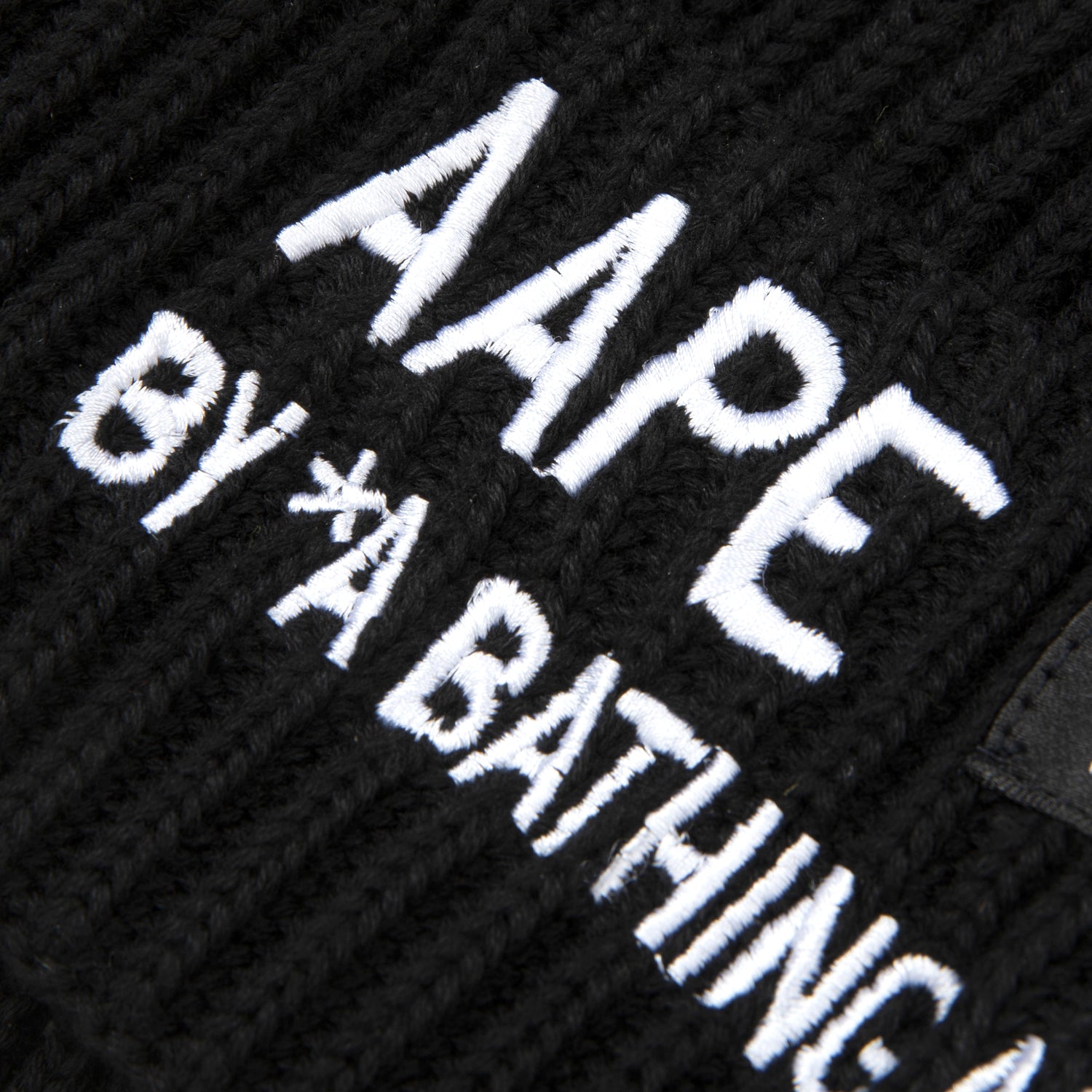 AAPE LOGO EMBROIDERED BEANIE