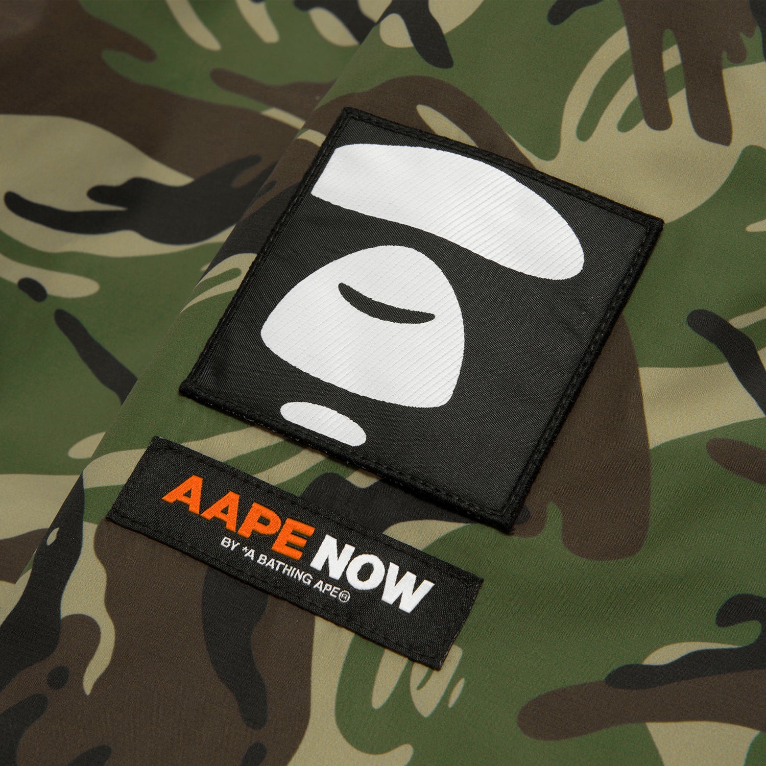 AAPE CAMO HOODED JACKET