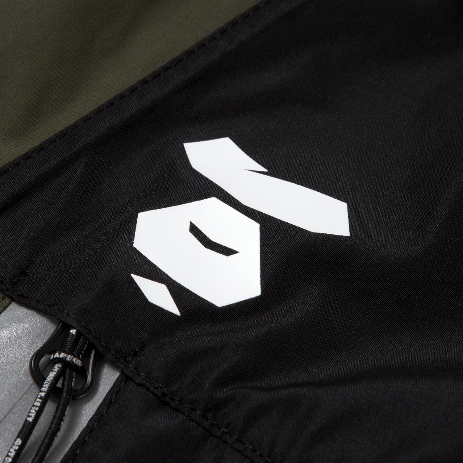 AAPE LOGO PRINT PARKA