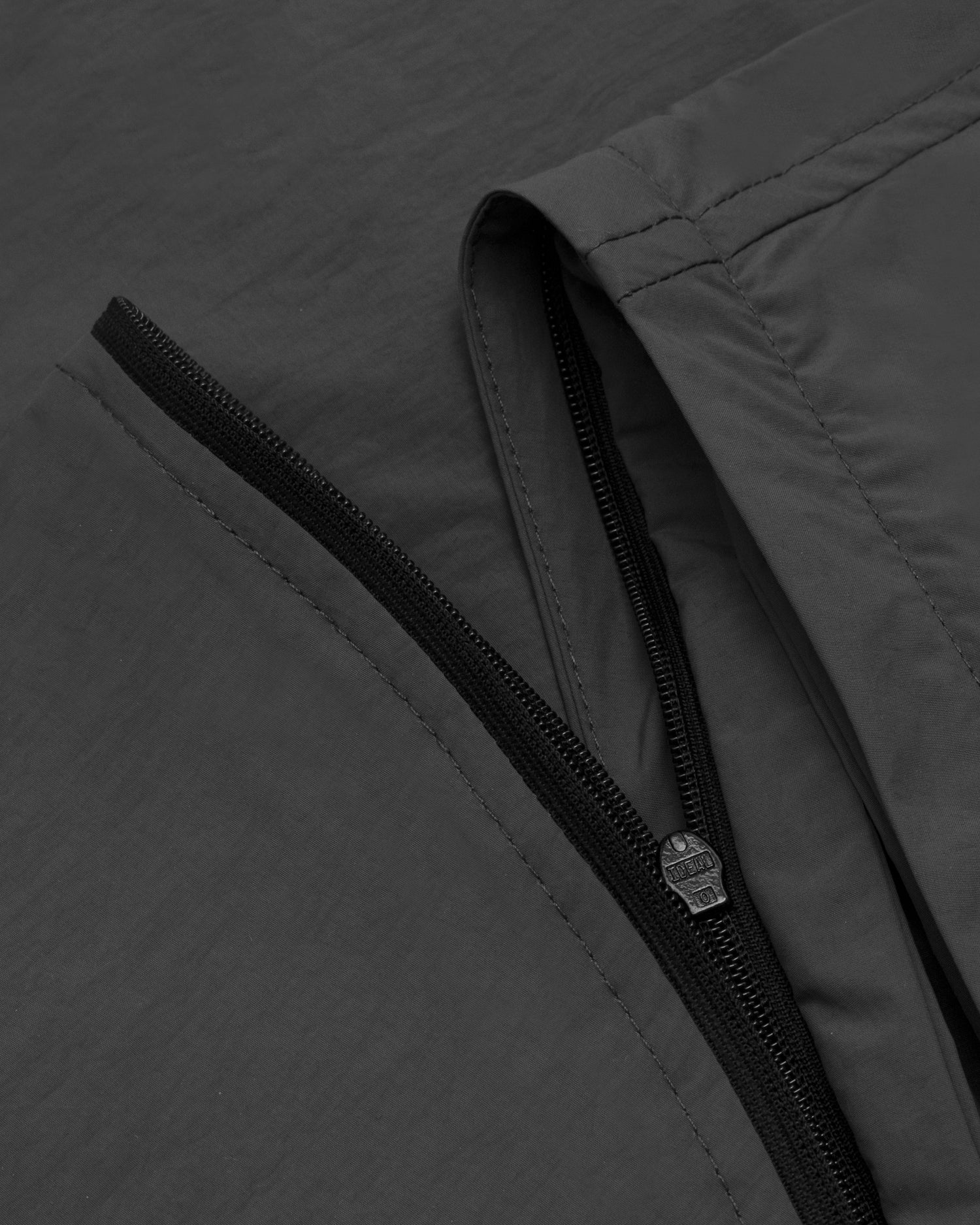 AAPE DETACHABLE SLEEVES JACKET