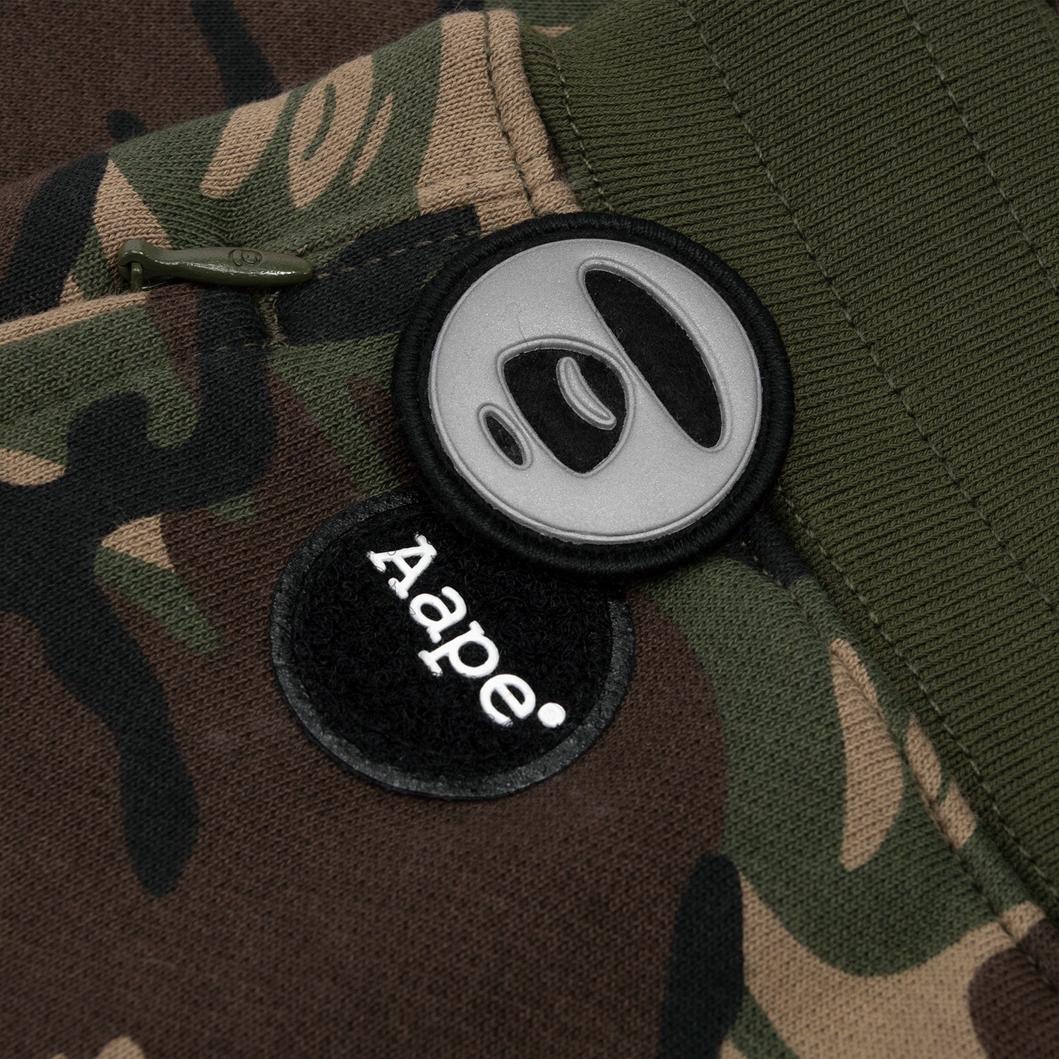 AAPE CAMO SWEATPANTS