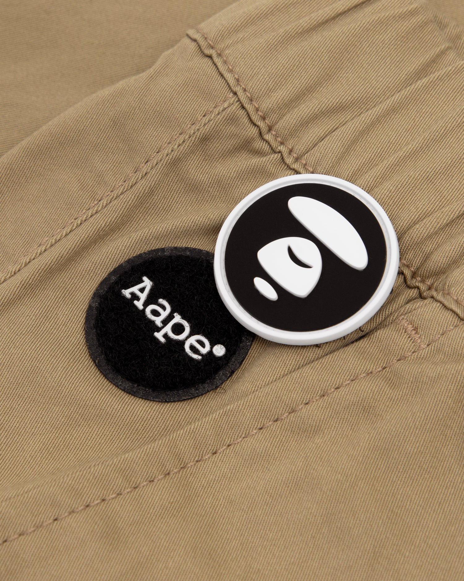 AAPE LOGO JOGGERS