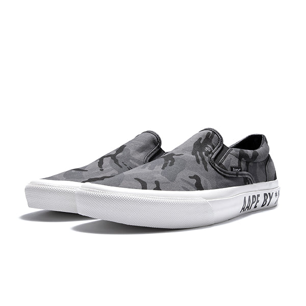 AAPE CAMO SLIP-ON SNEAKERS