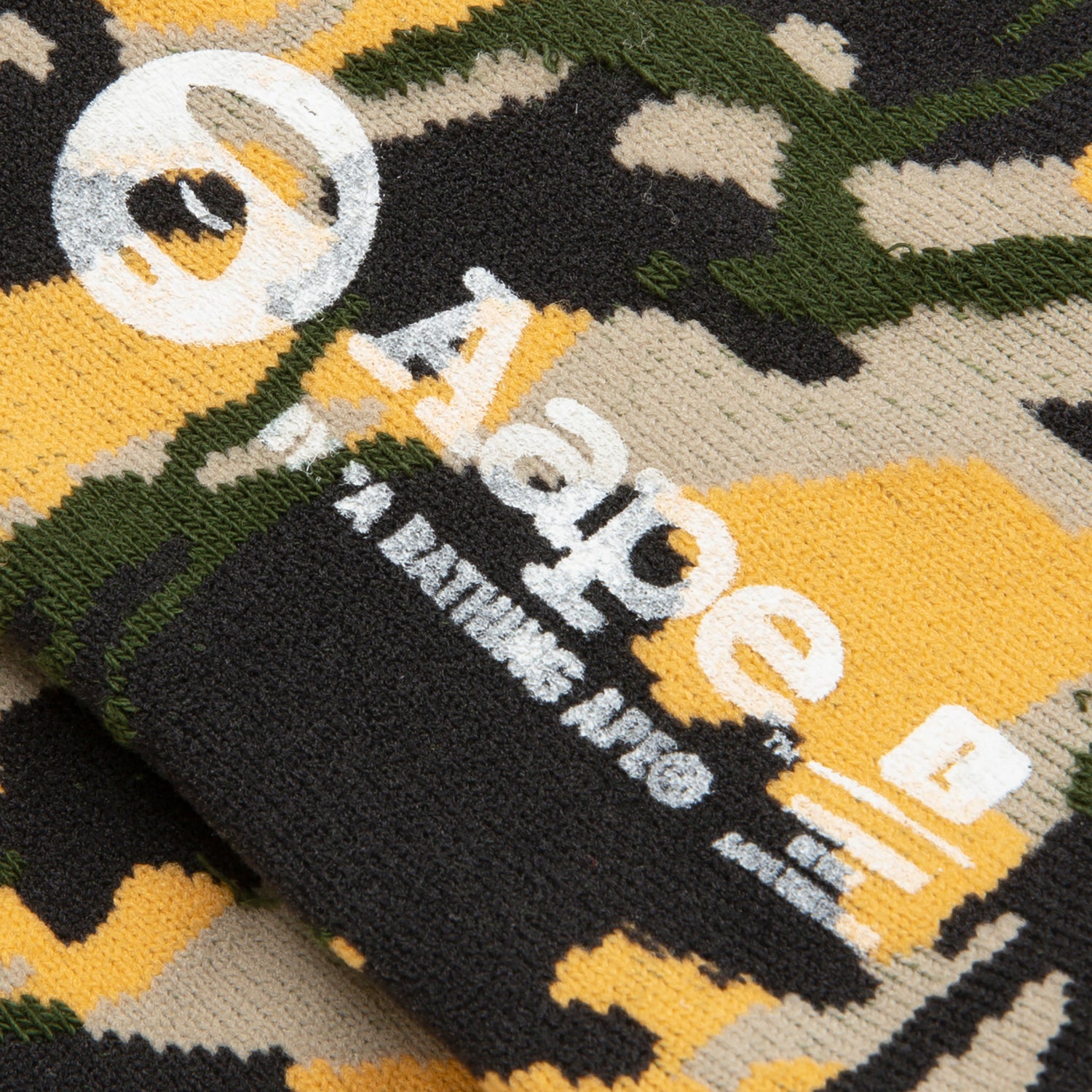 MOONFACE CAMO ANKLE SOCKS