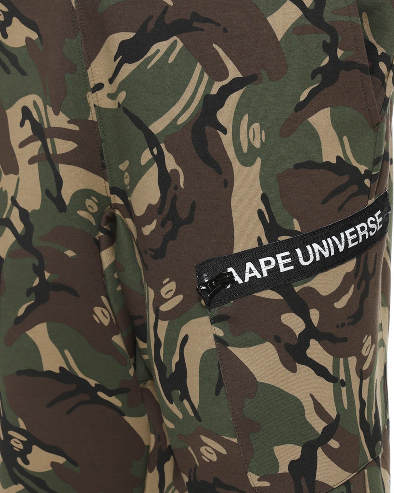 AAPE REFLECTIVE PRINT LOGO SWEAT SHORT