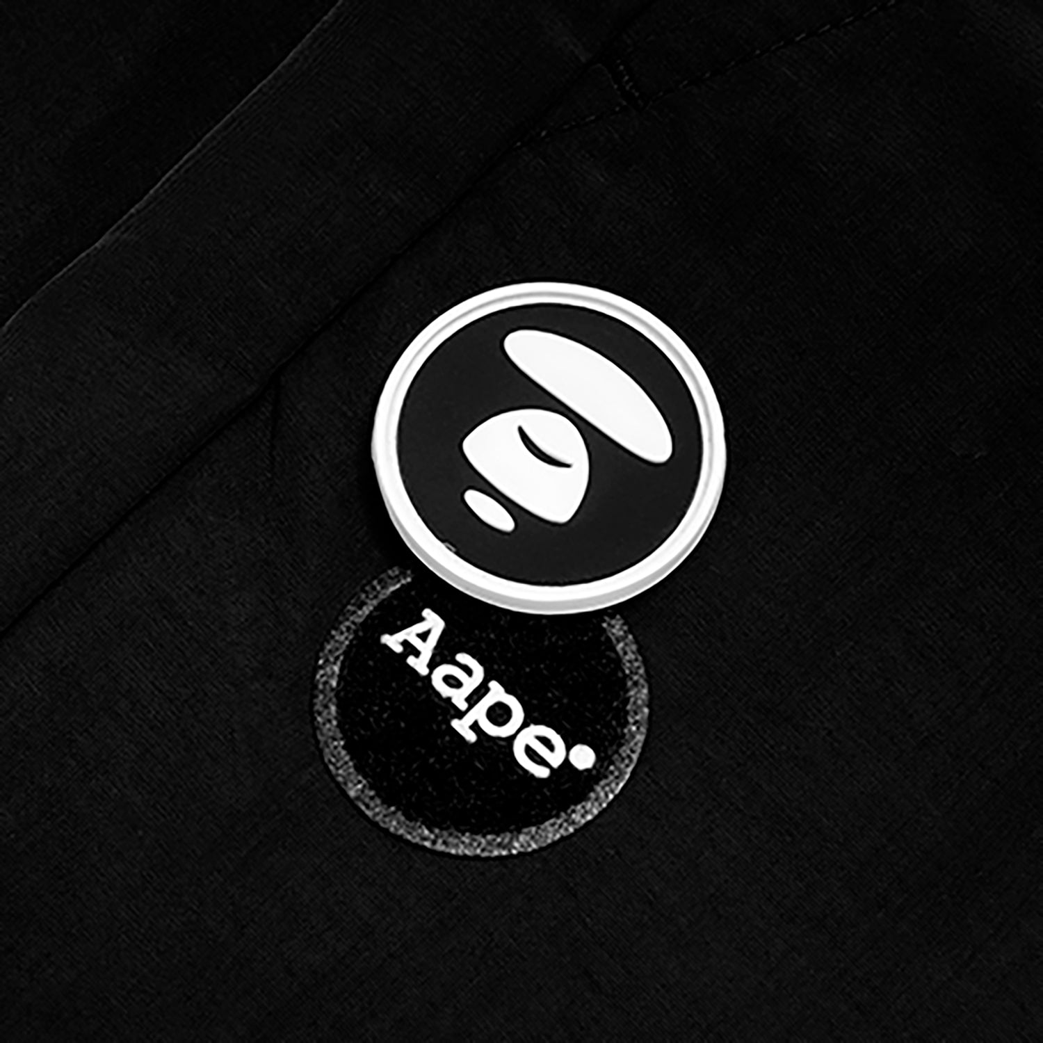 AAPE KEY CHAIN DETAIL SHORTS