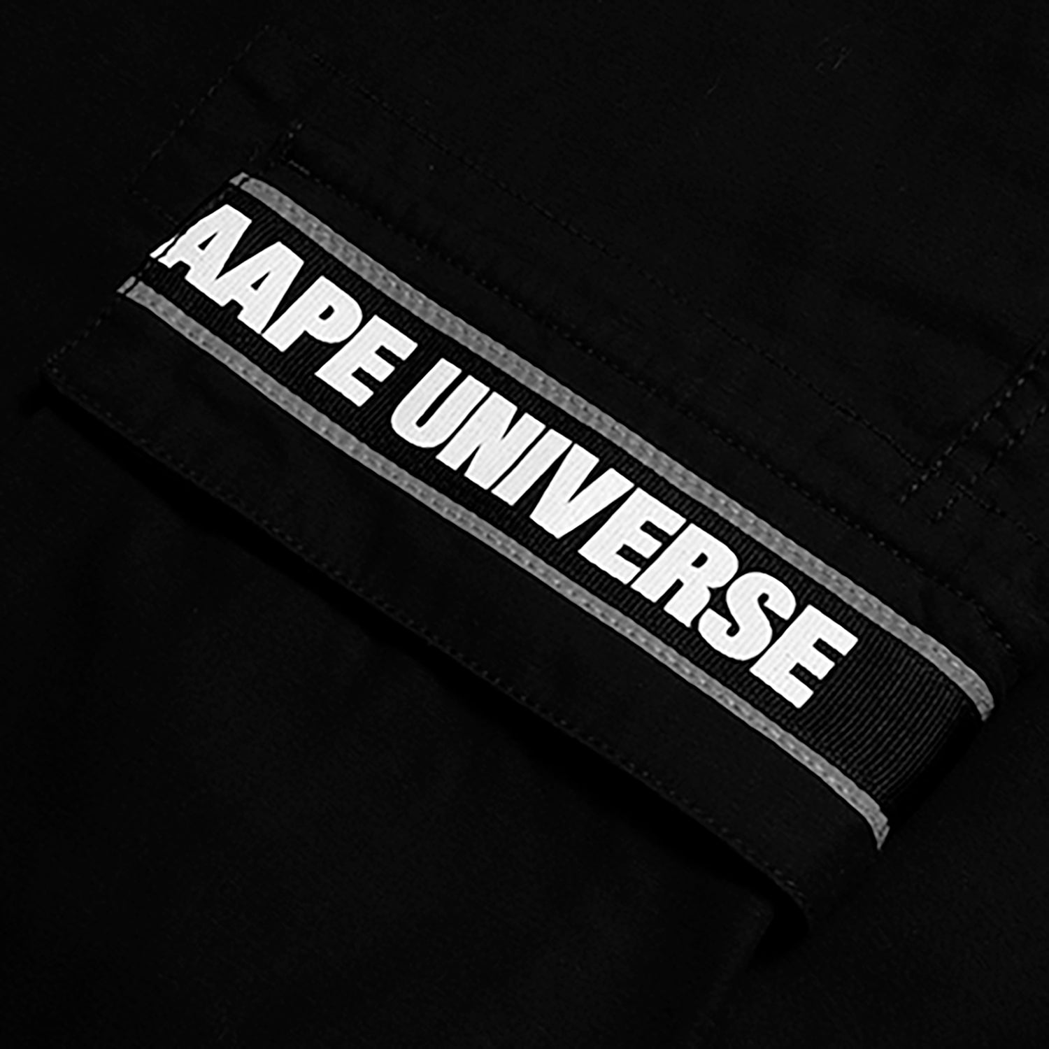 AAPE CAMO PATCH POCKET SHORTS