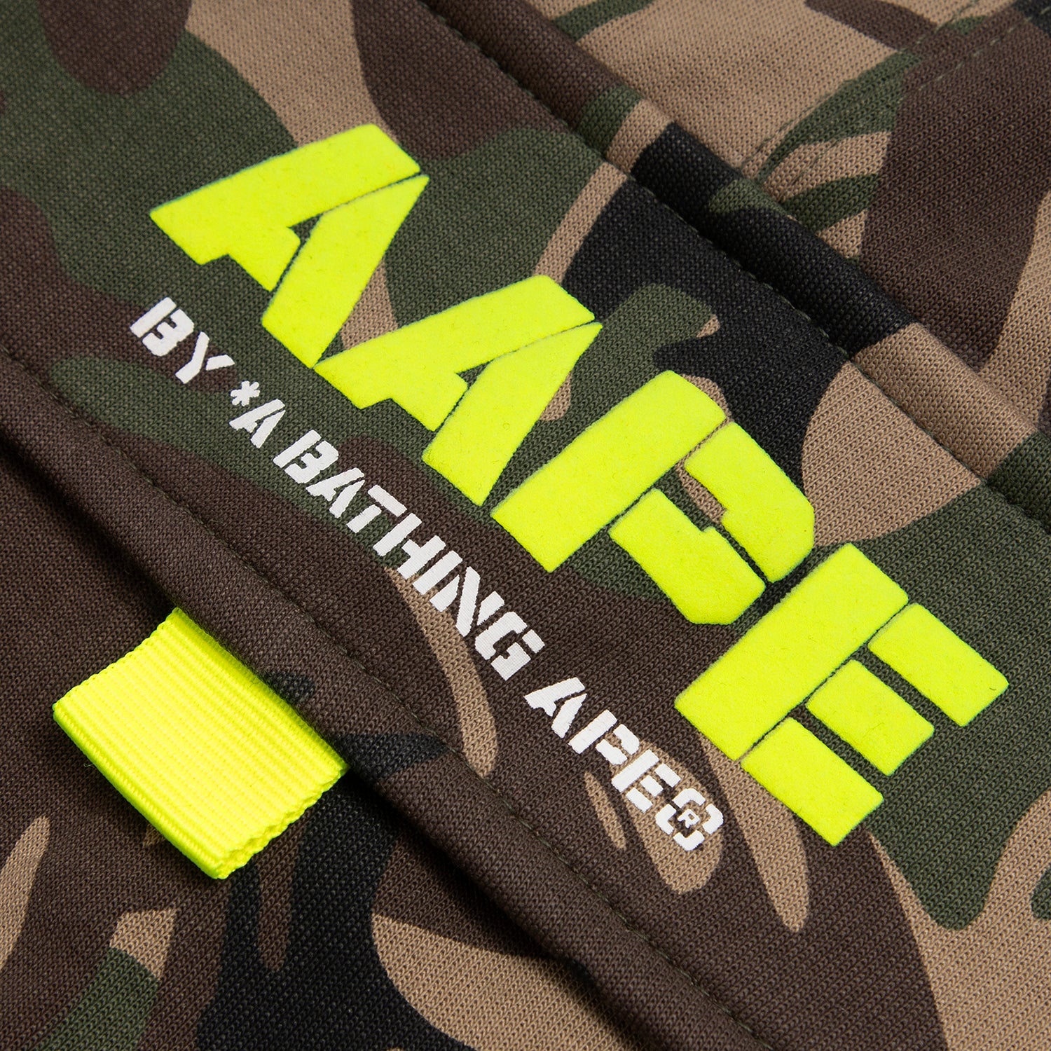 AAPE CAMO CARGO SWEAT SHORTS