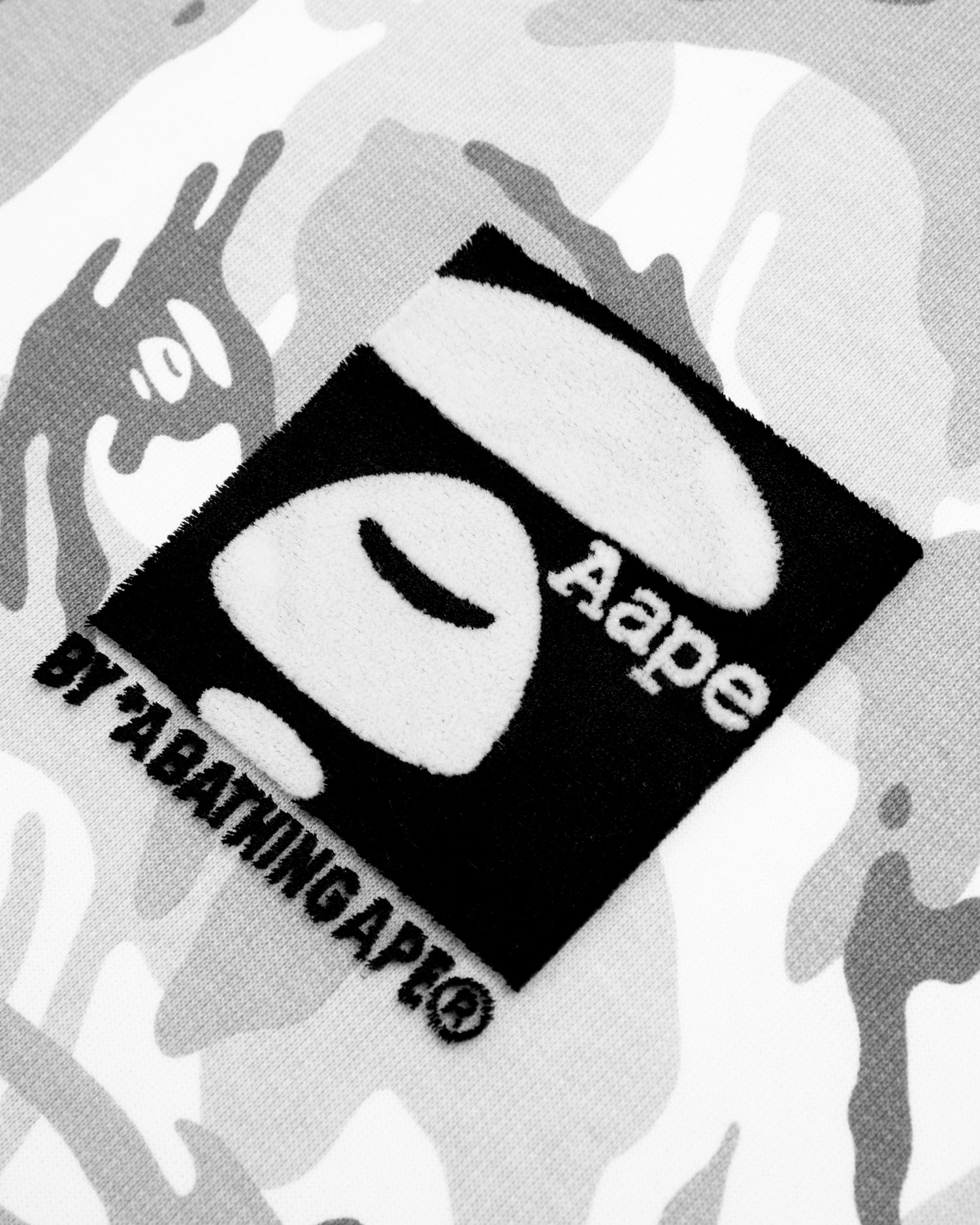 AAPE LOGO CAMO HOODIE